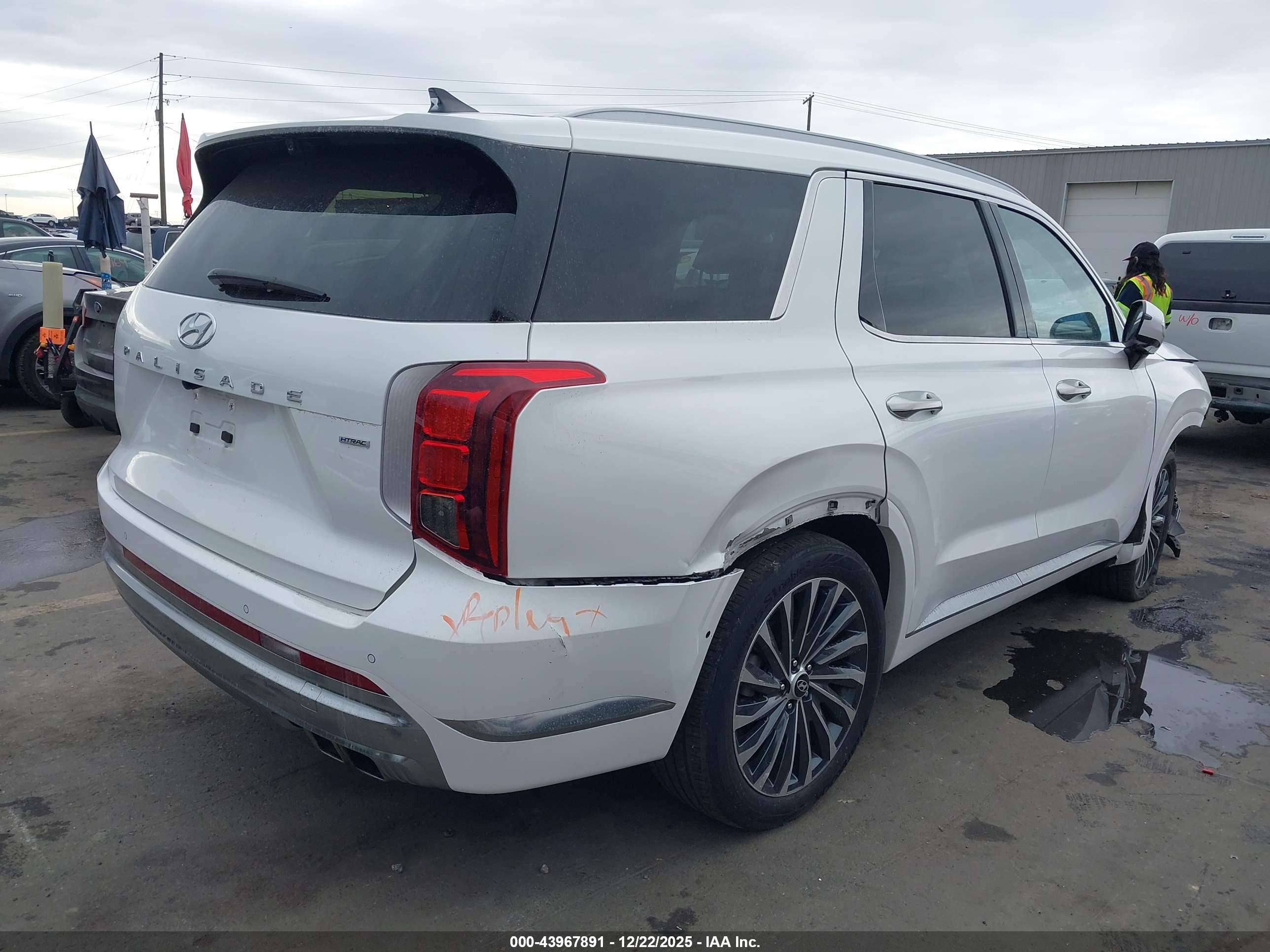 HYUNDAI PALISADE image 4