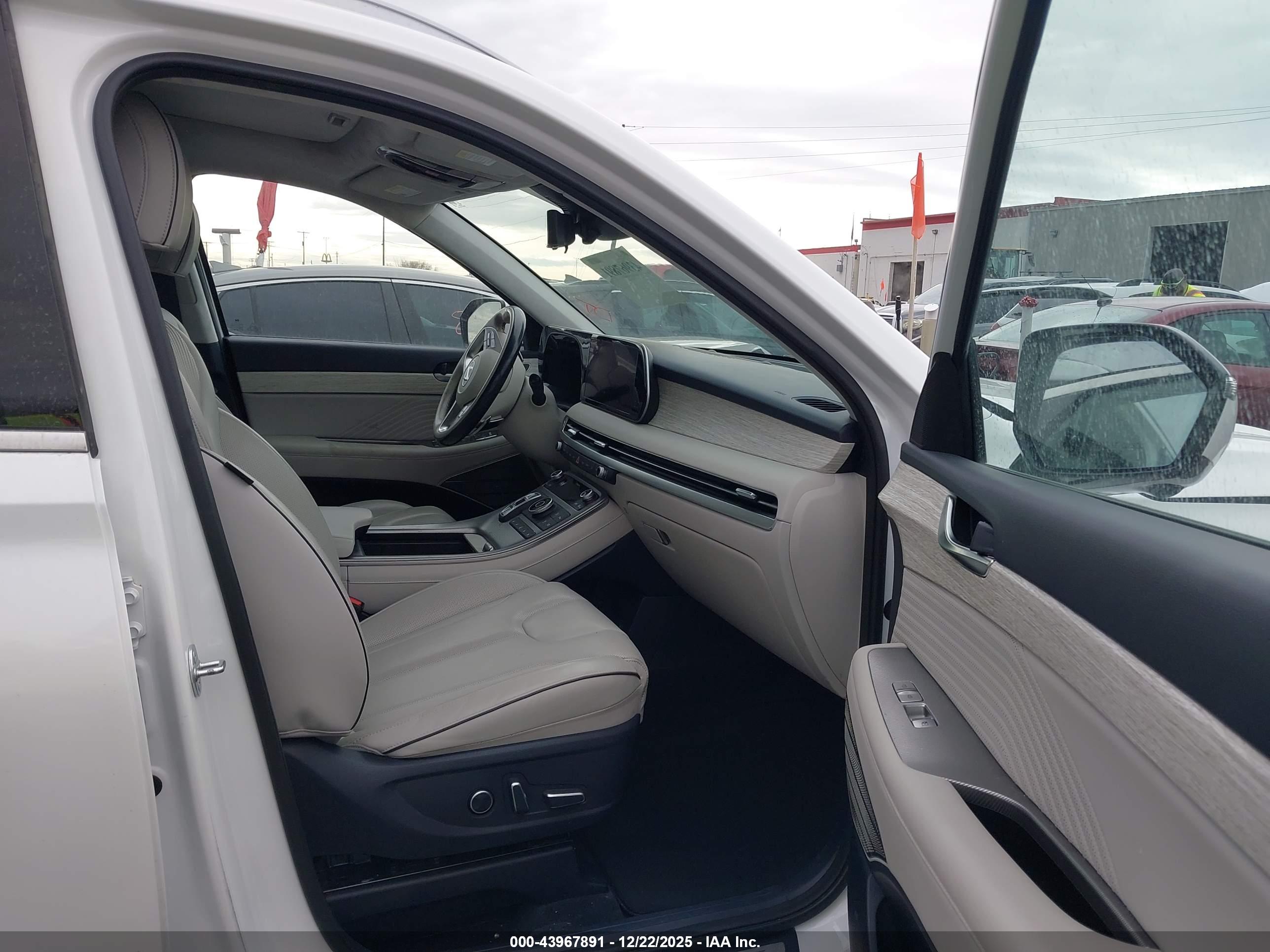 HYUNDAI PALISADE image 5