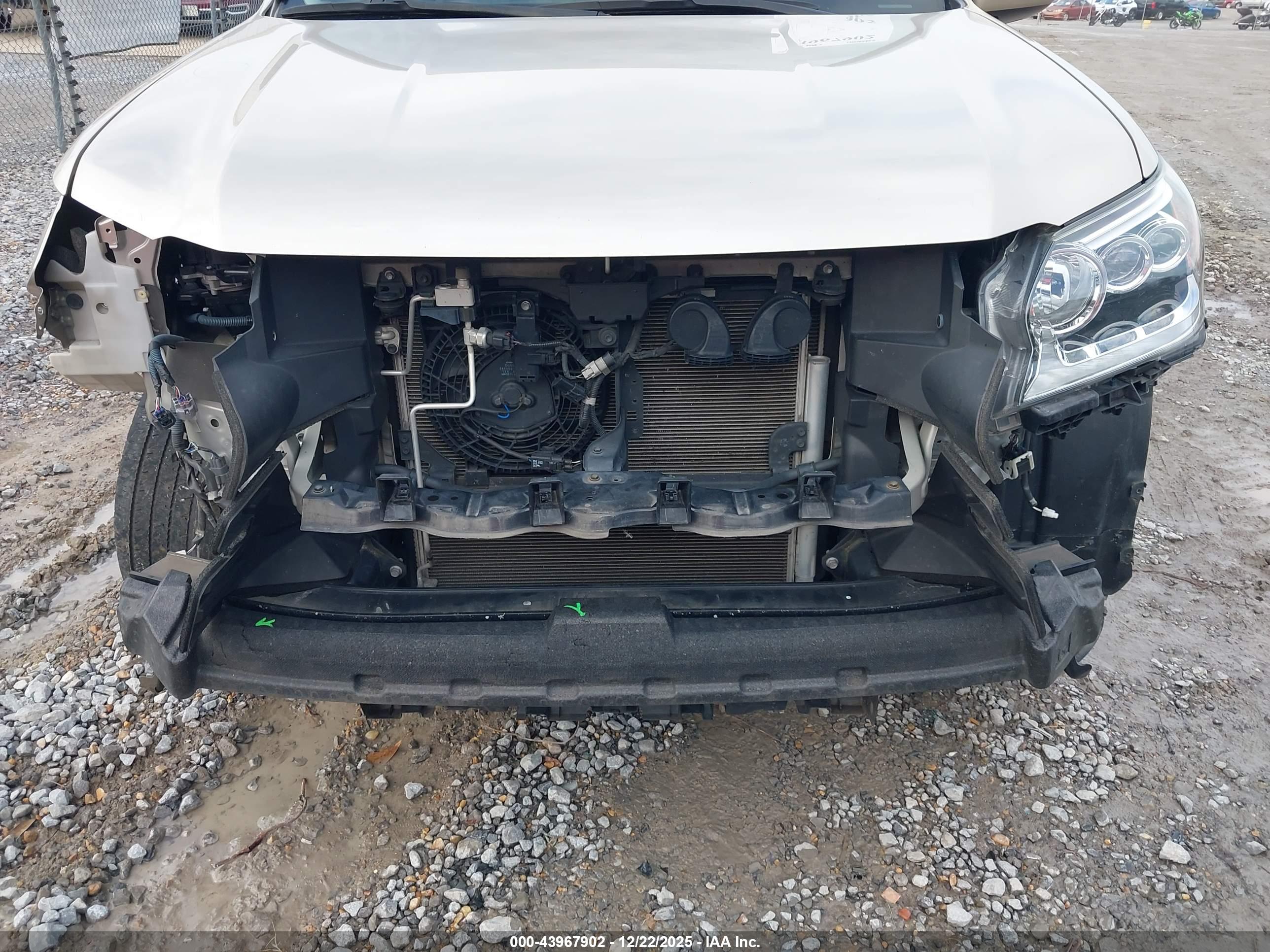 LEXUS GX image 6