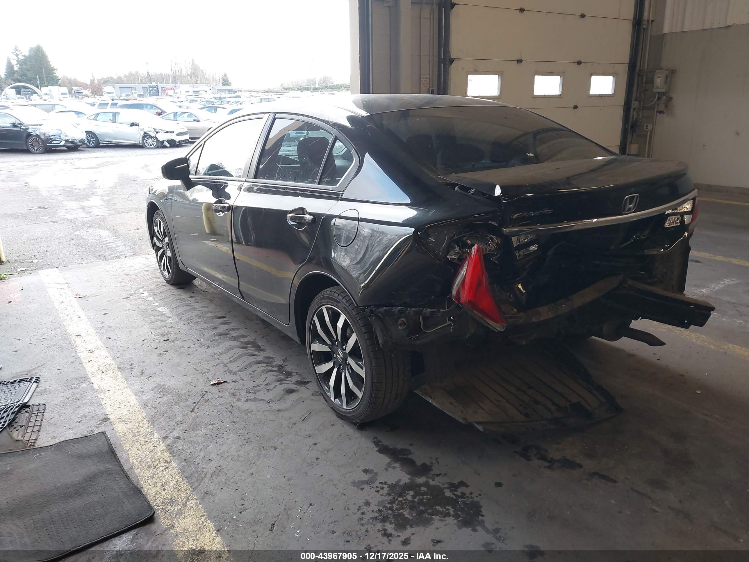 HONDA CIVIC image 3