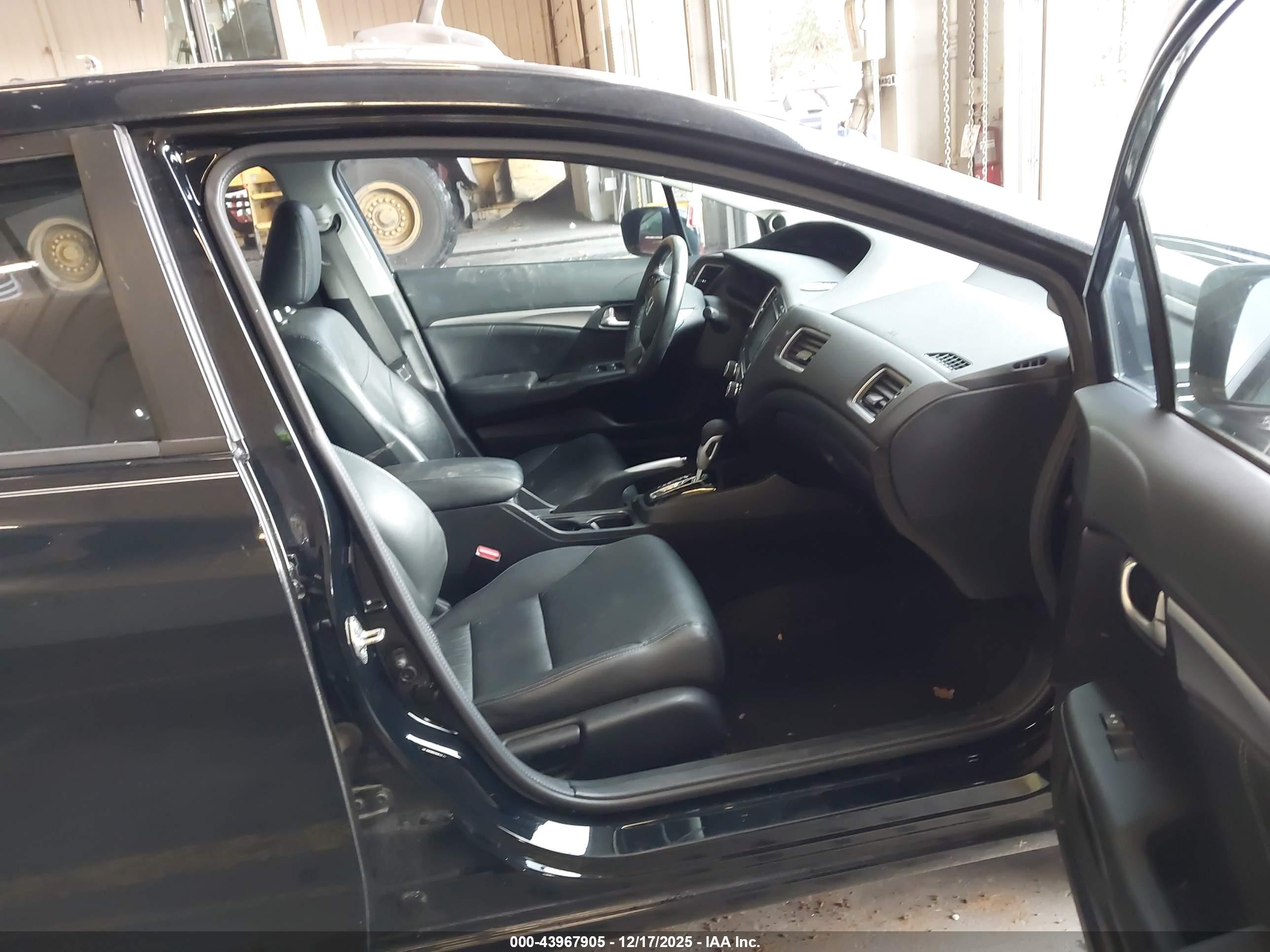 HONDA CIVIC image 5