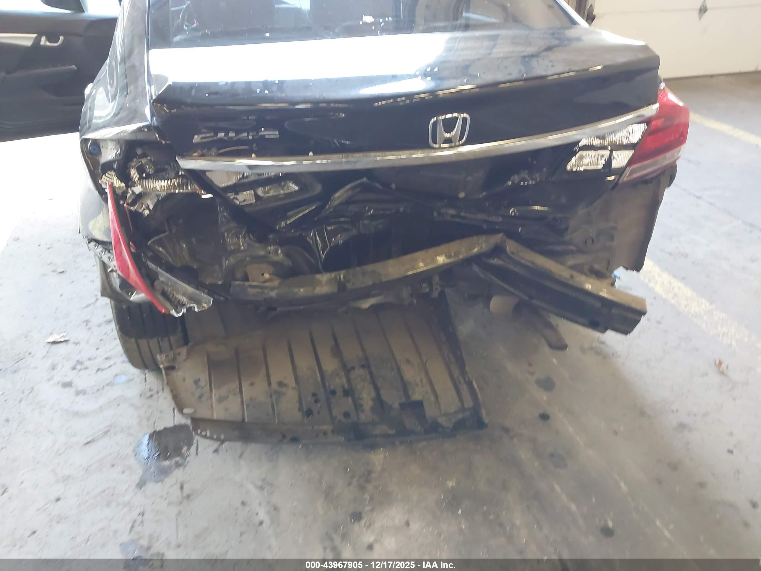 HONDA CIVIC image 6