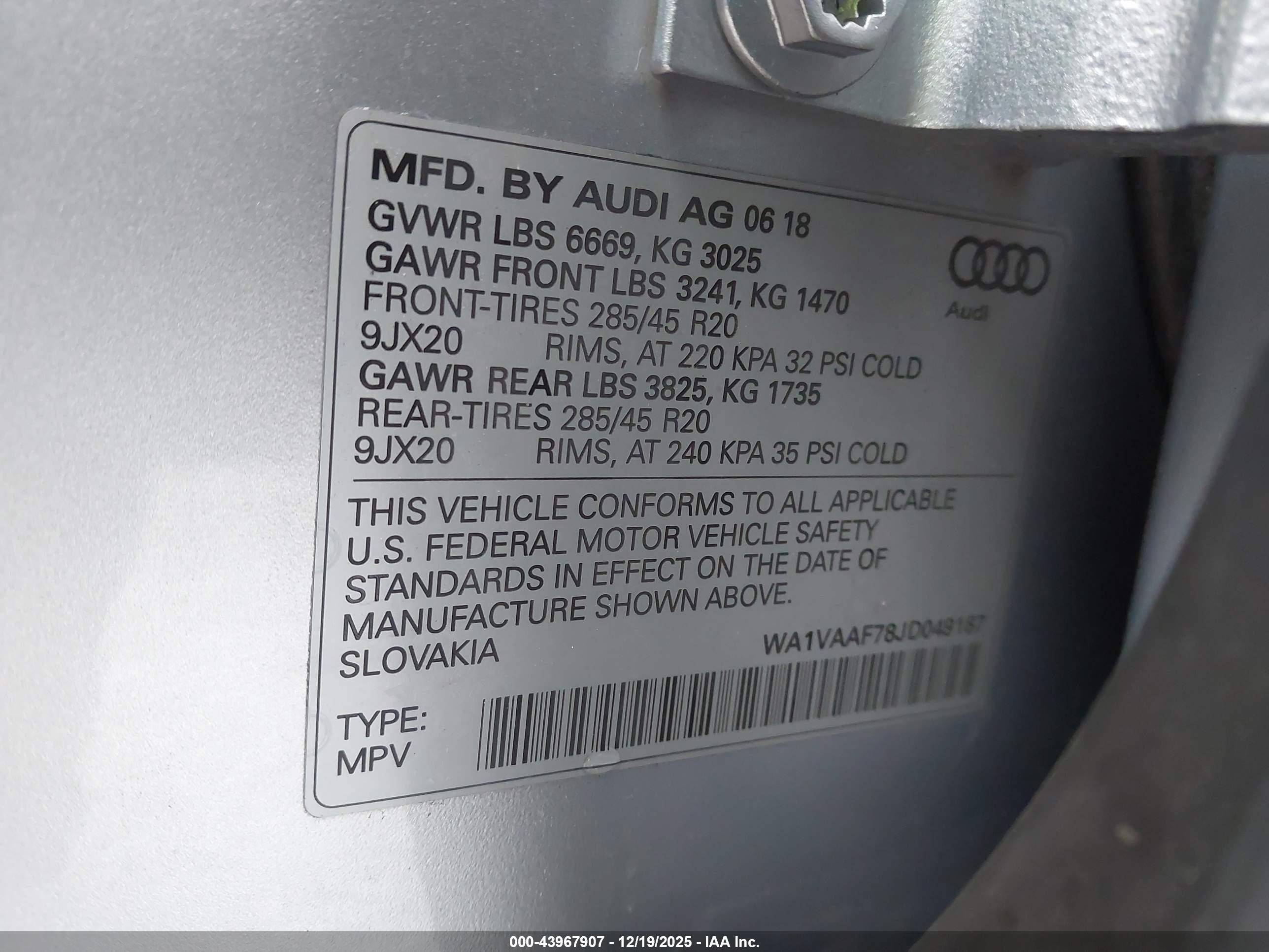 AUDI Q7 image 9