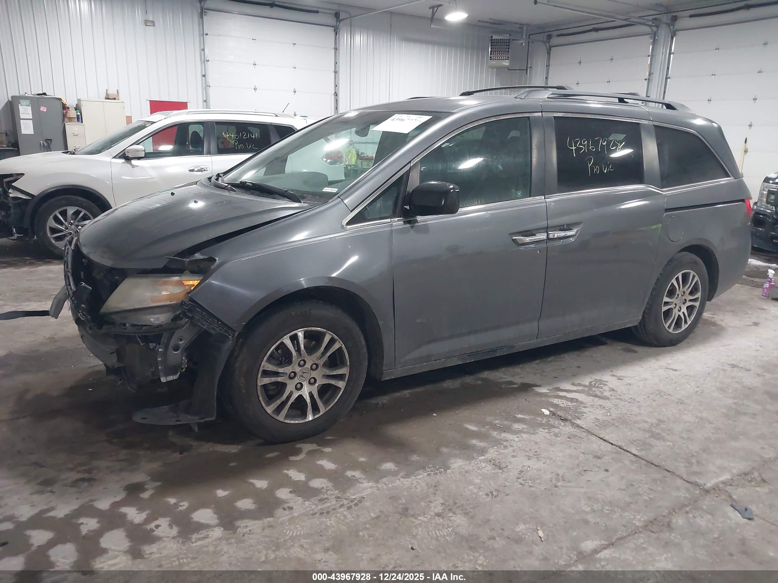 HONDA ODYSSEY image 2