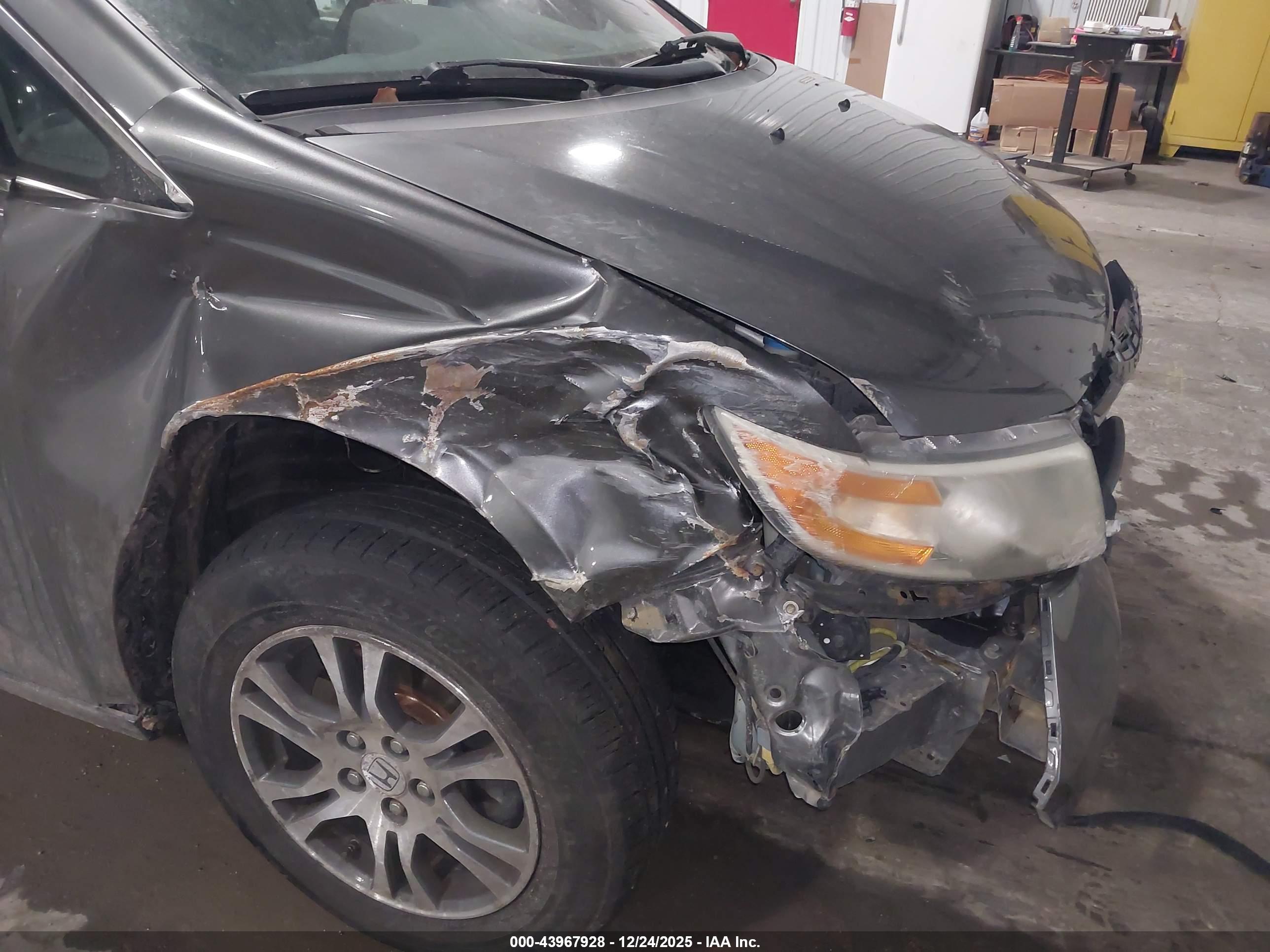 HONDA ODYSSEY image 6