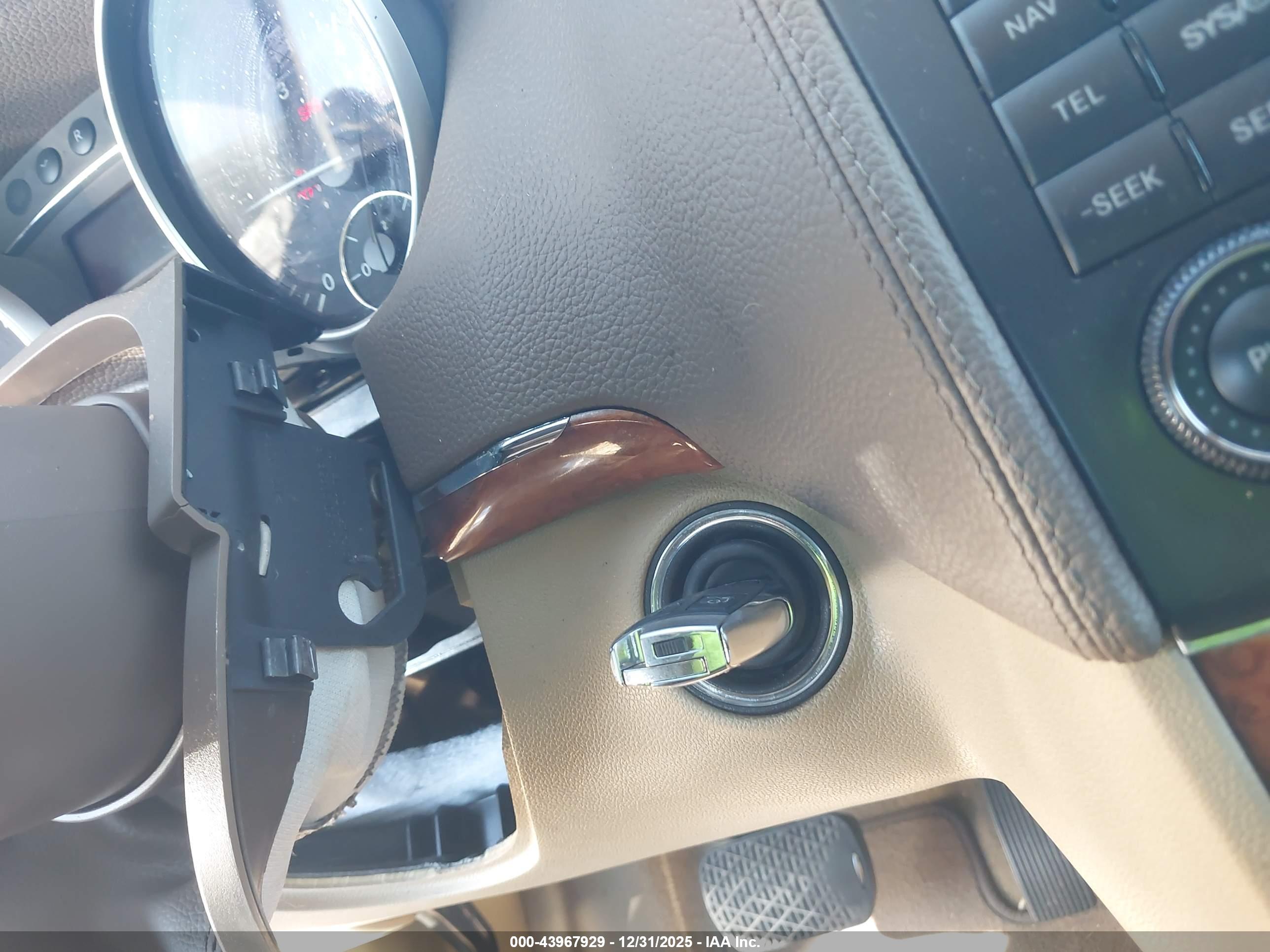 MERCEDES-BENZ GL image 11