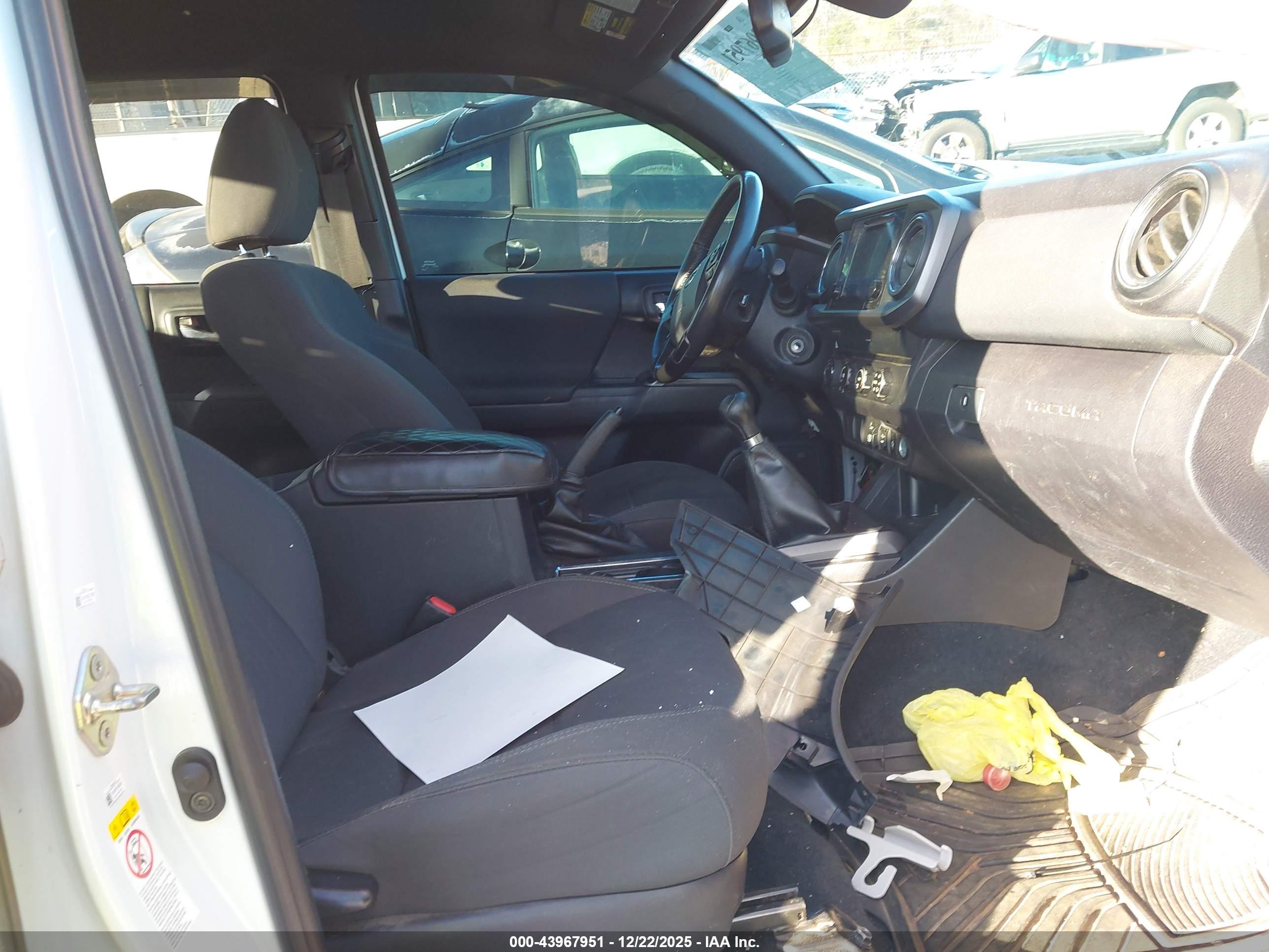 TOYOTA TACOMA image 5
