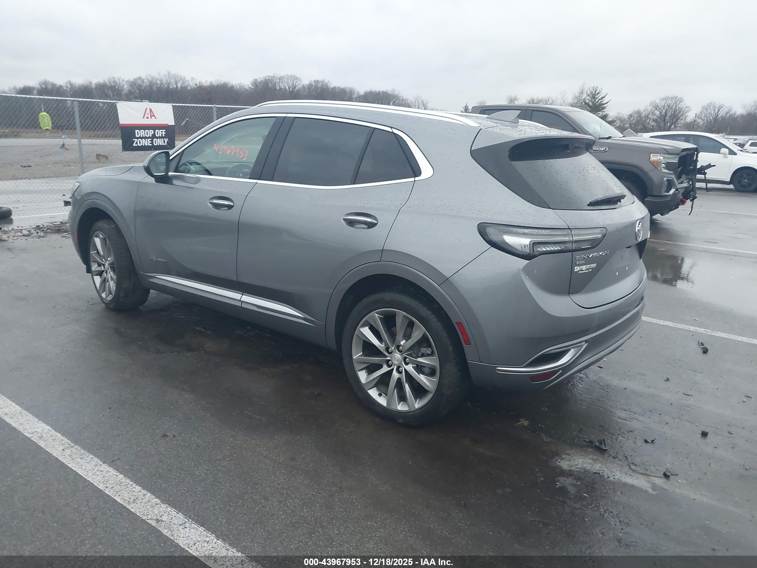 BUICK ENVISION image 3