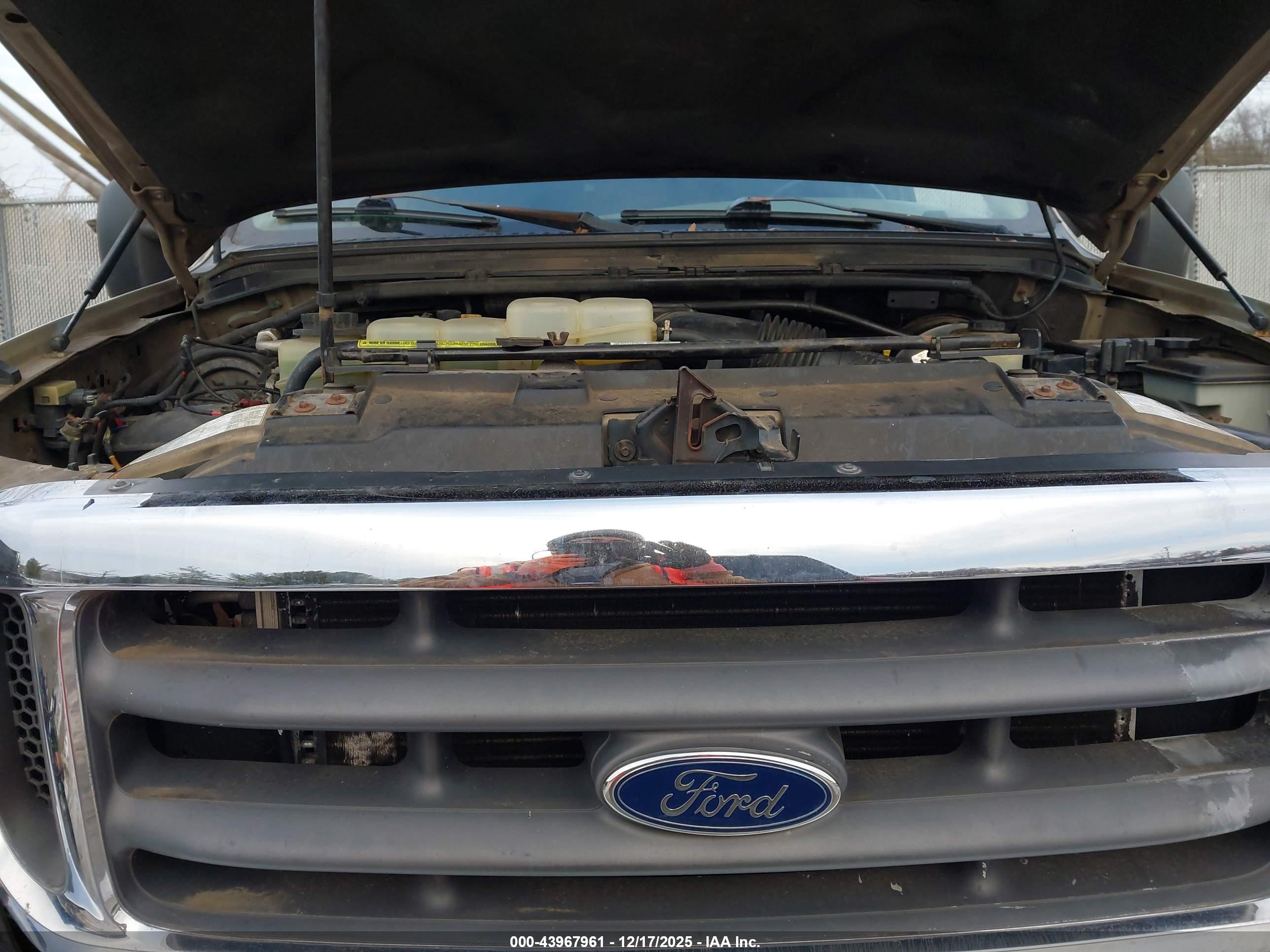 FORD F-250 image 10