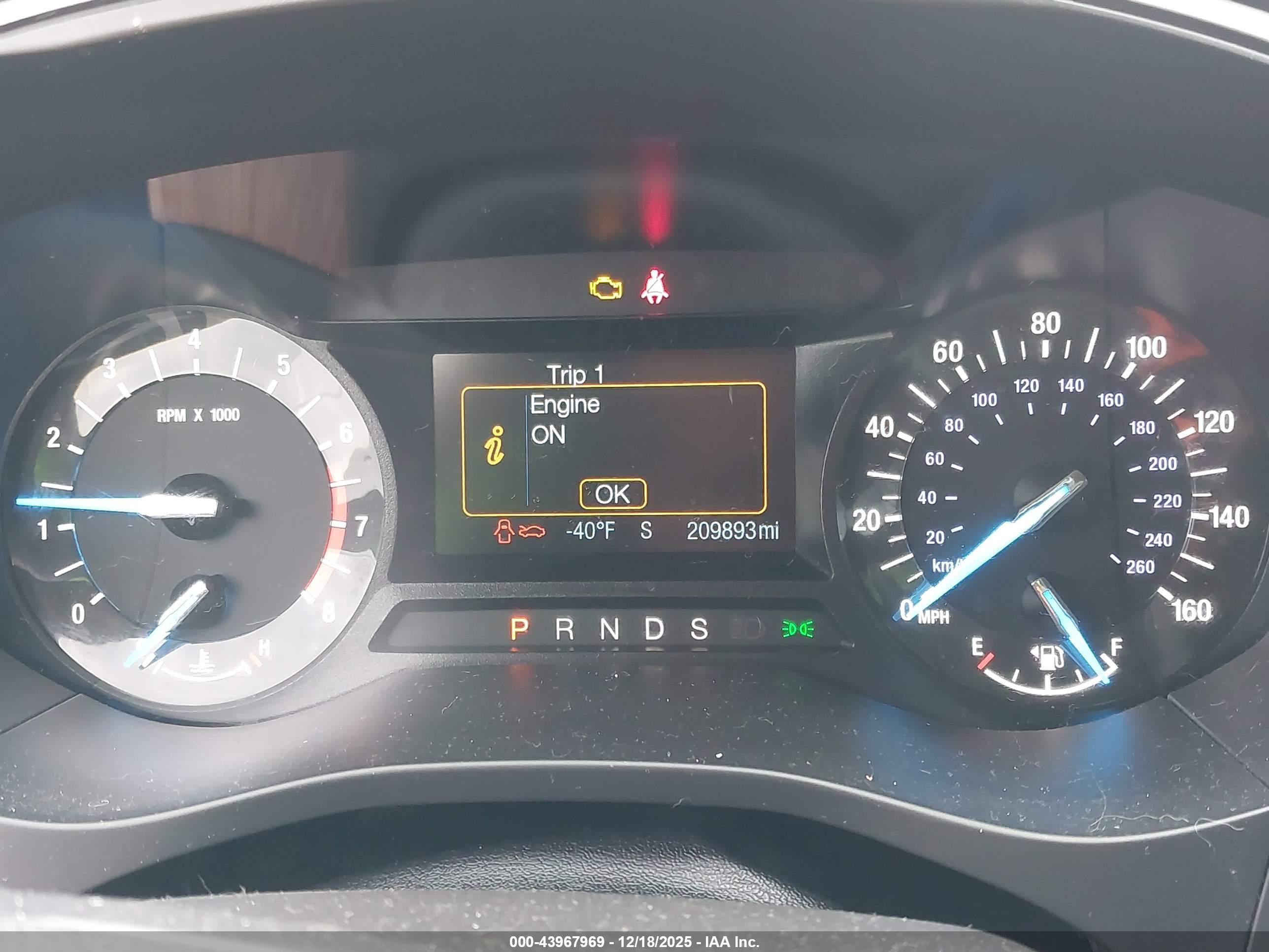 FORD FUSION image 7