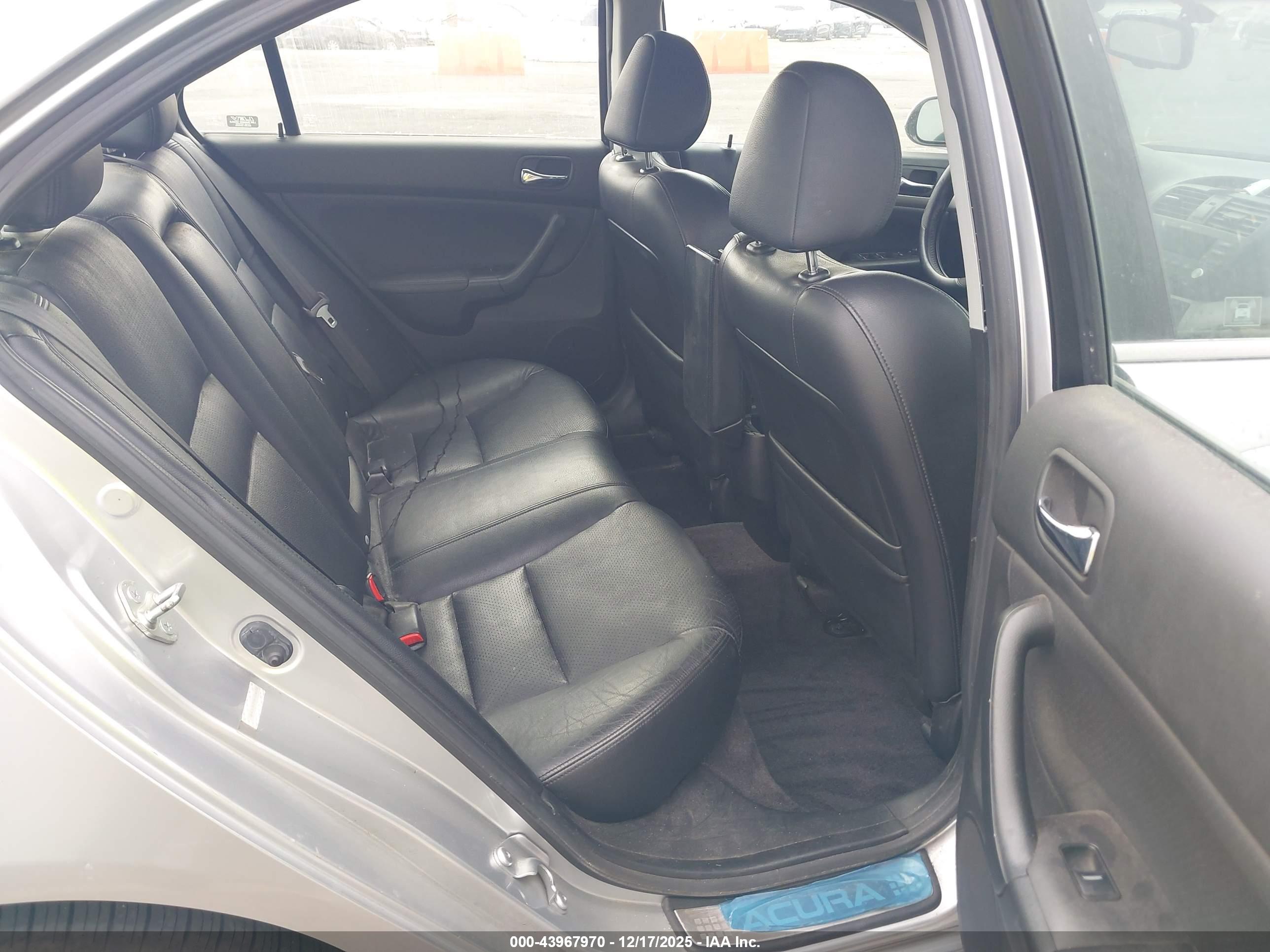 ACURA TSX image 8