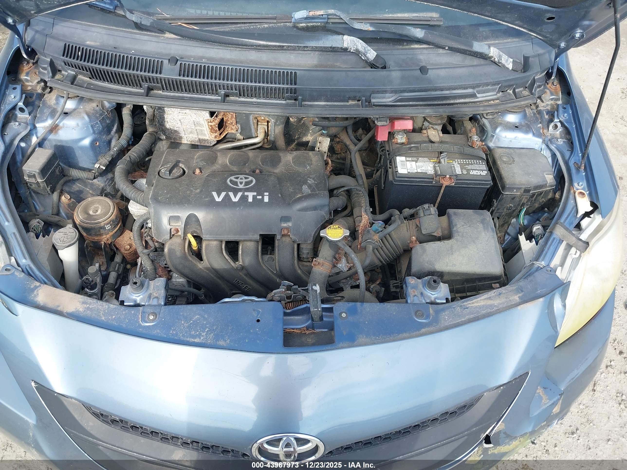 TOYOTA YARIS image 10