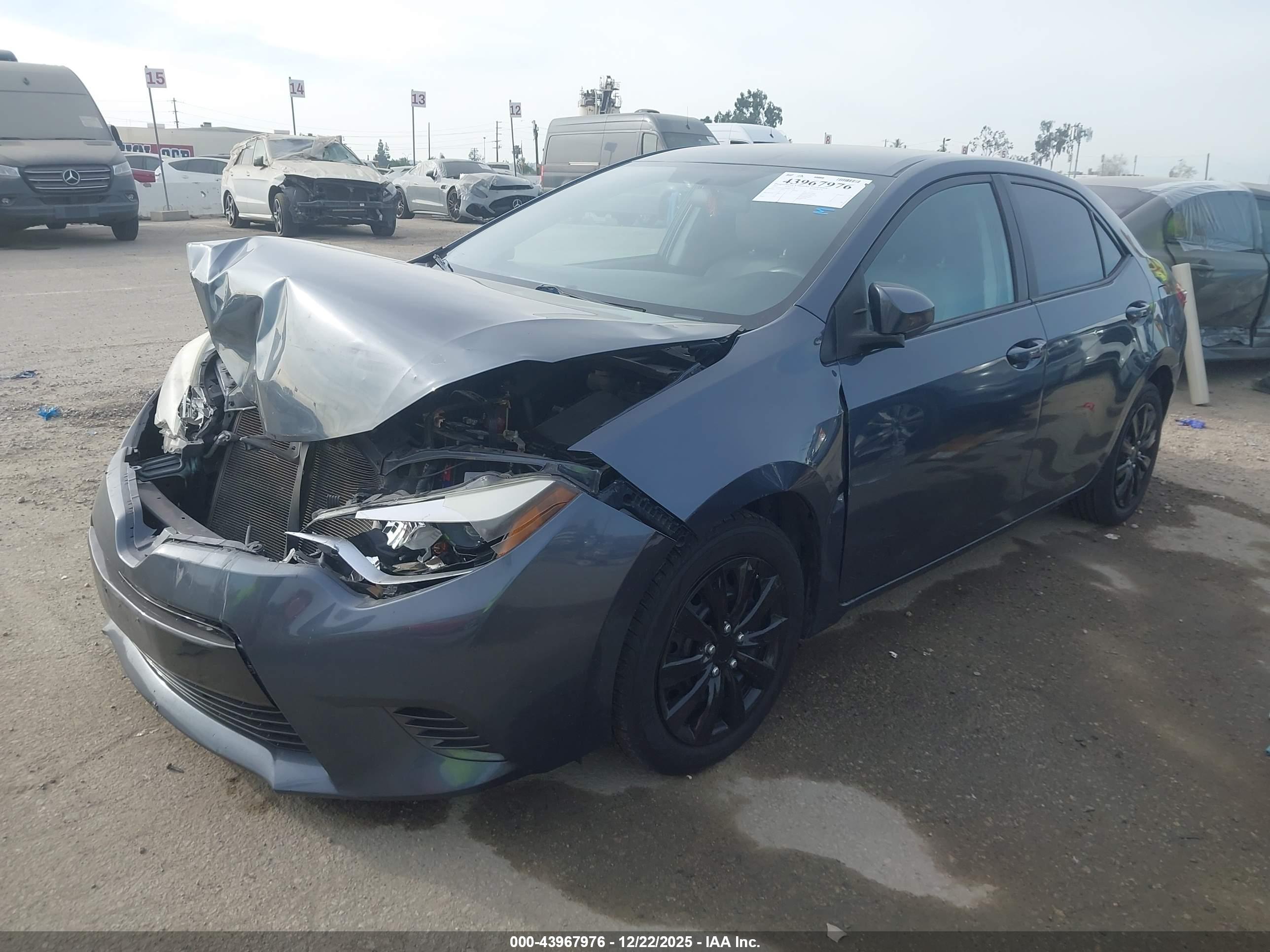 TOYOTA COROLLA image 2