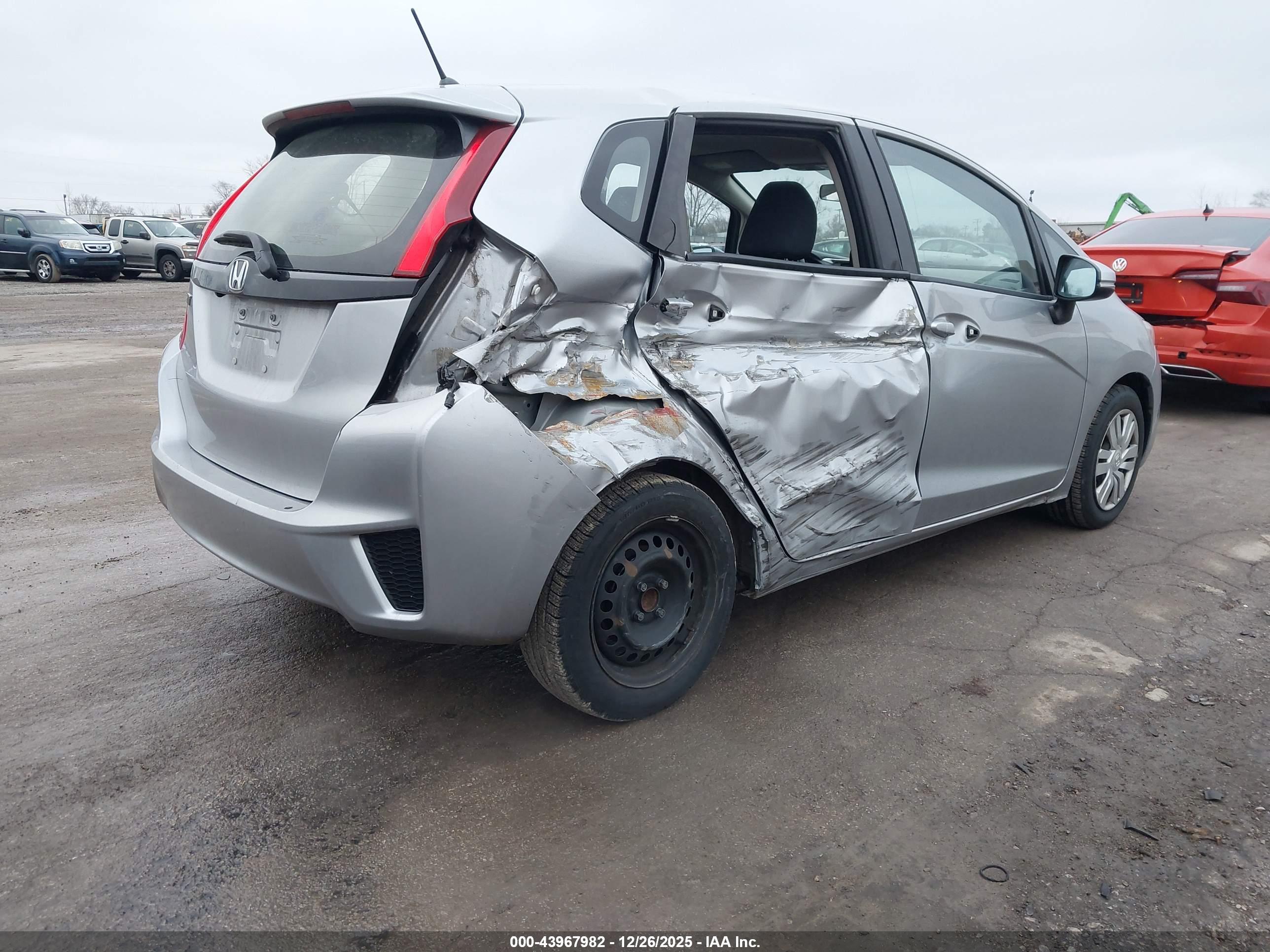 HONDA FIT image 4