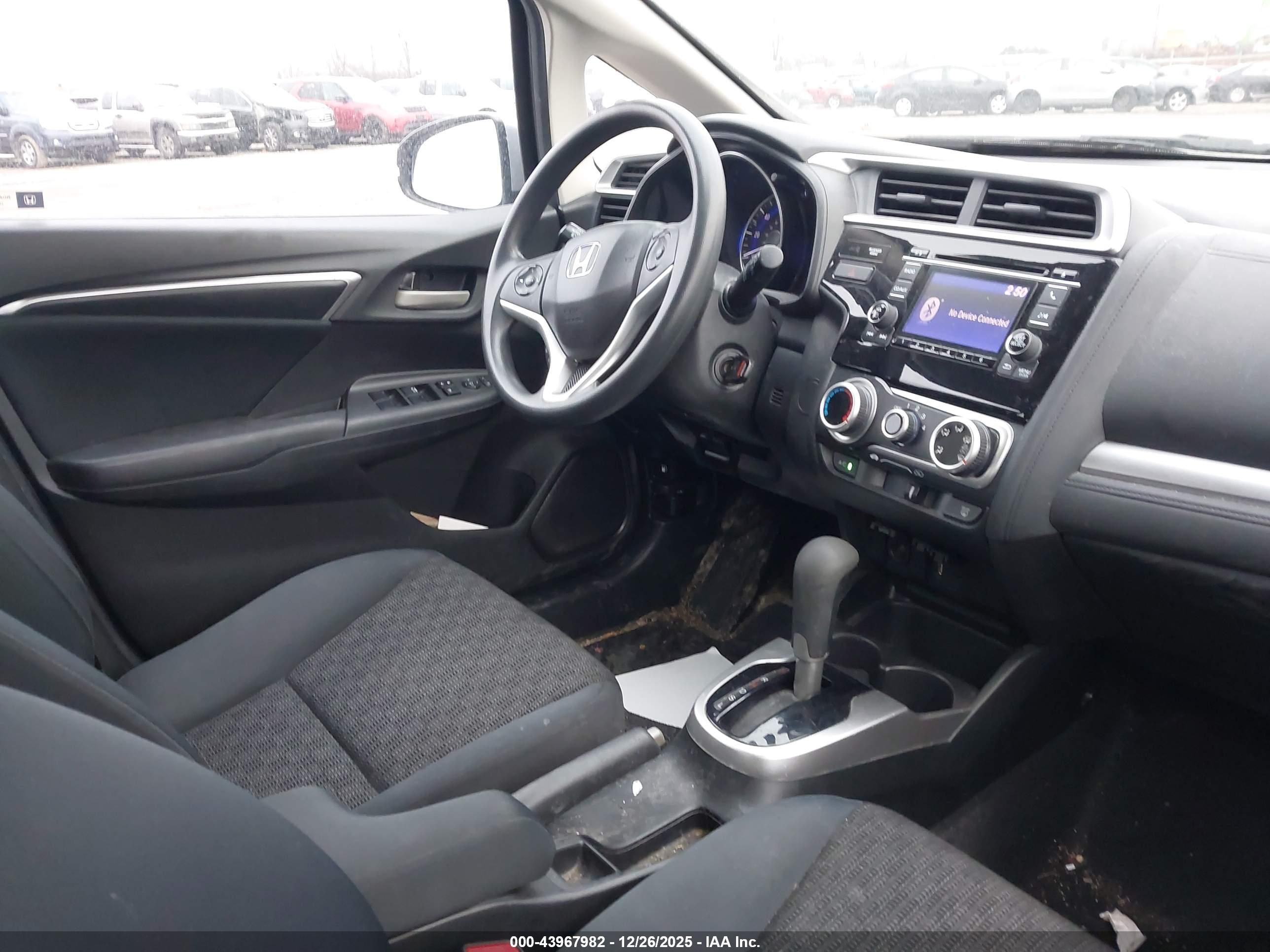 HONDA FIT image 5