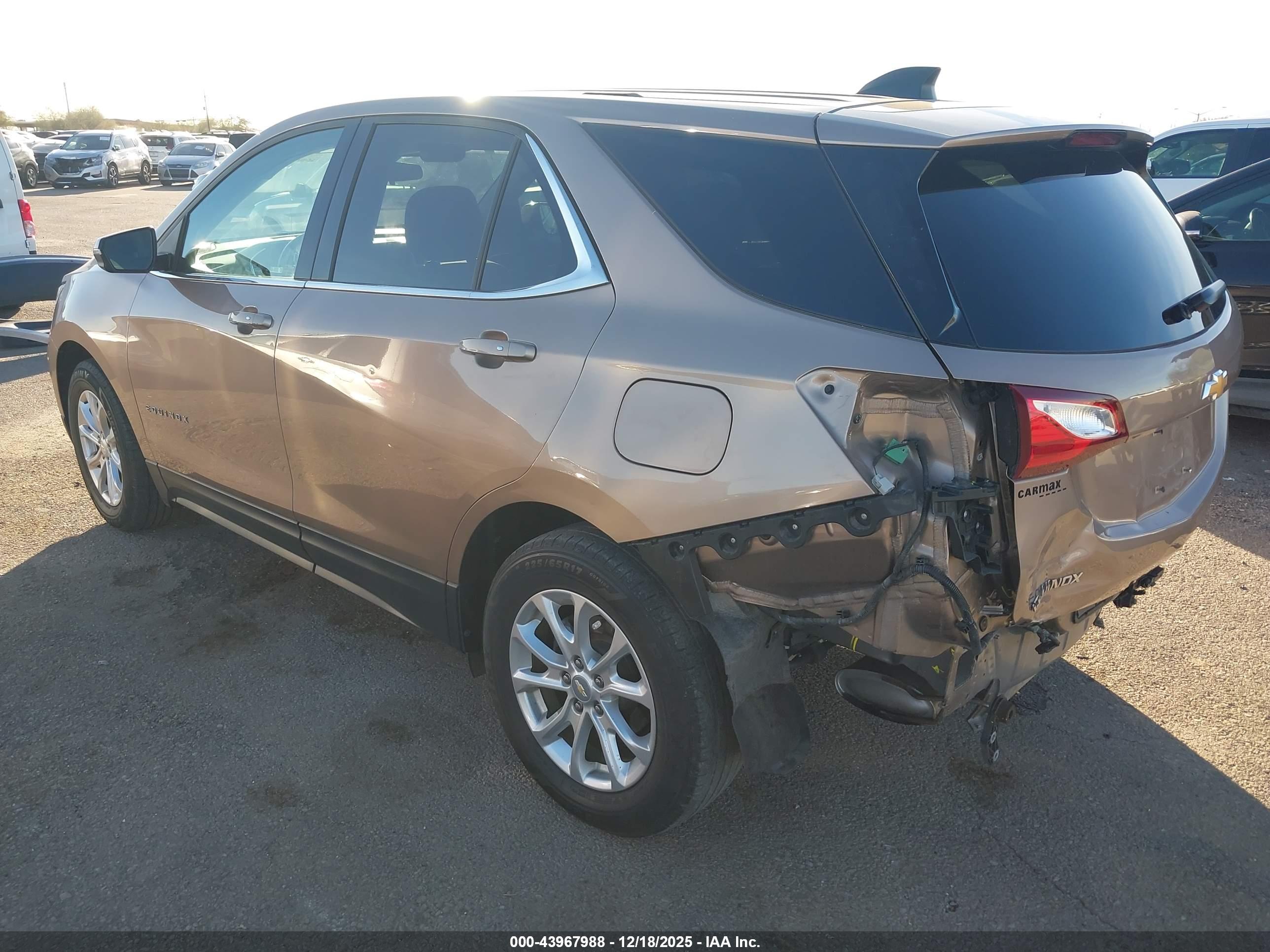 CHEVROLET EQUINOX image 3