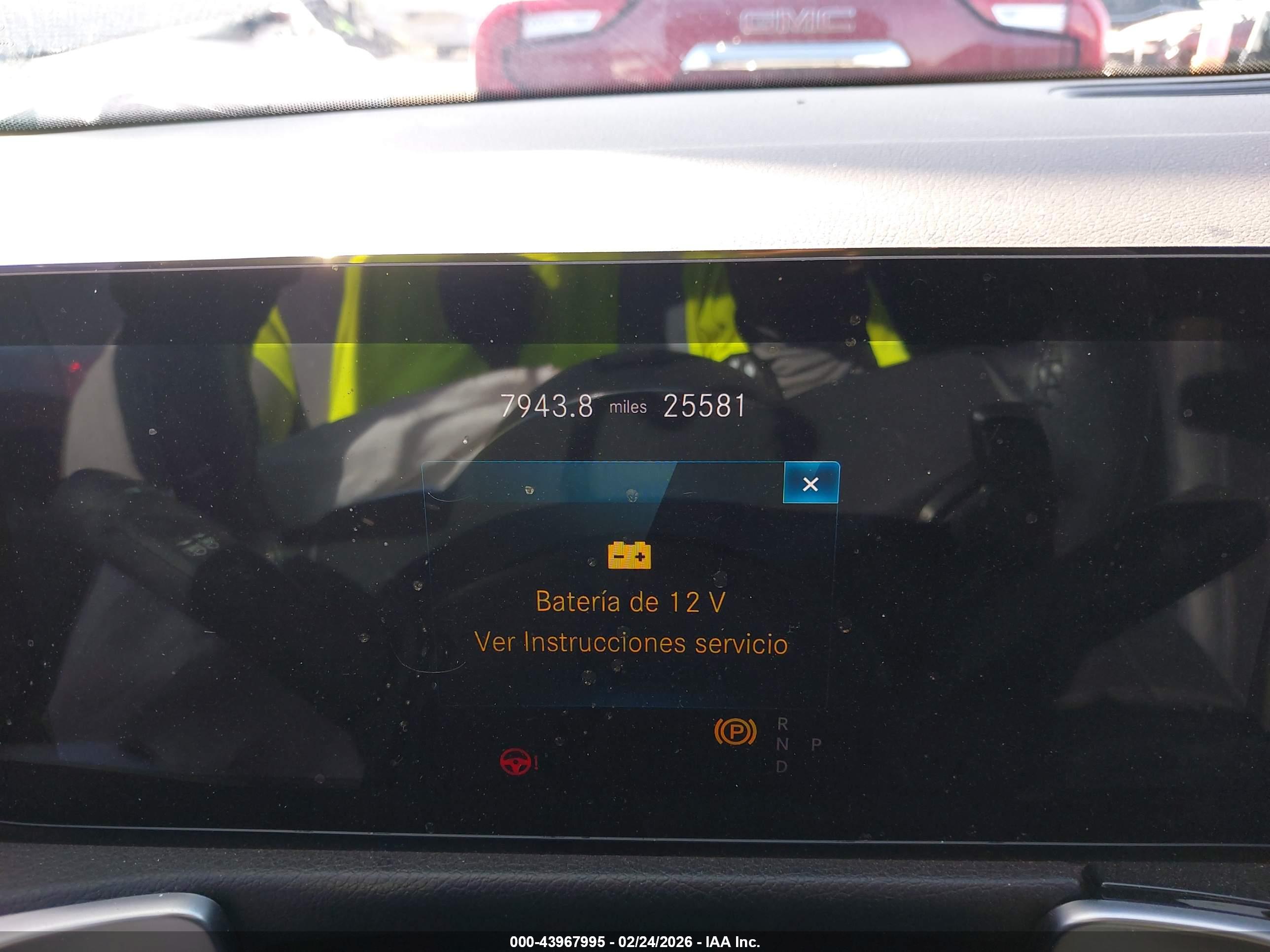 MERCEDES-BENZ GLB image 7