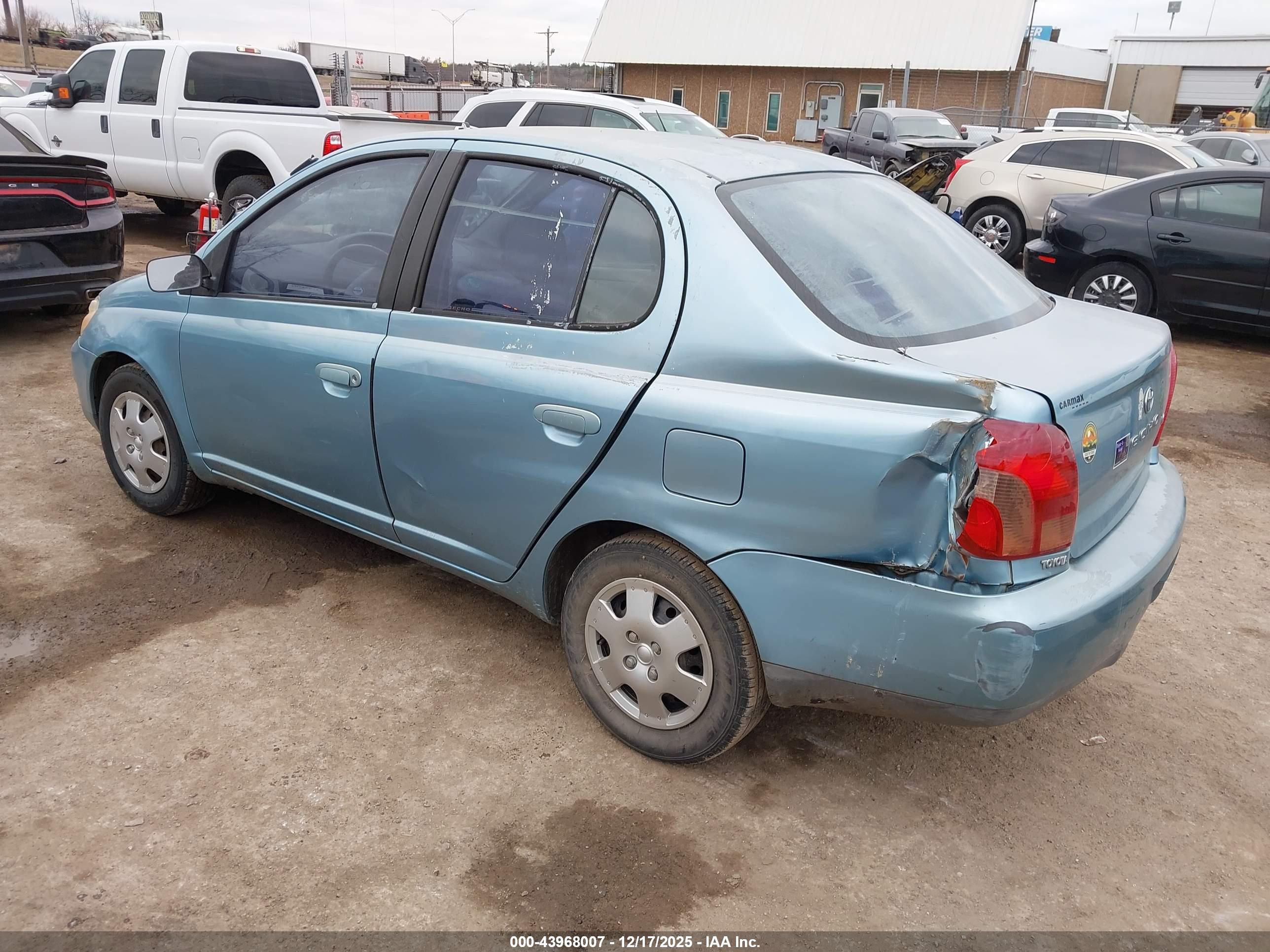 TOYOTA ECHO image 3