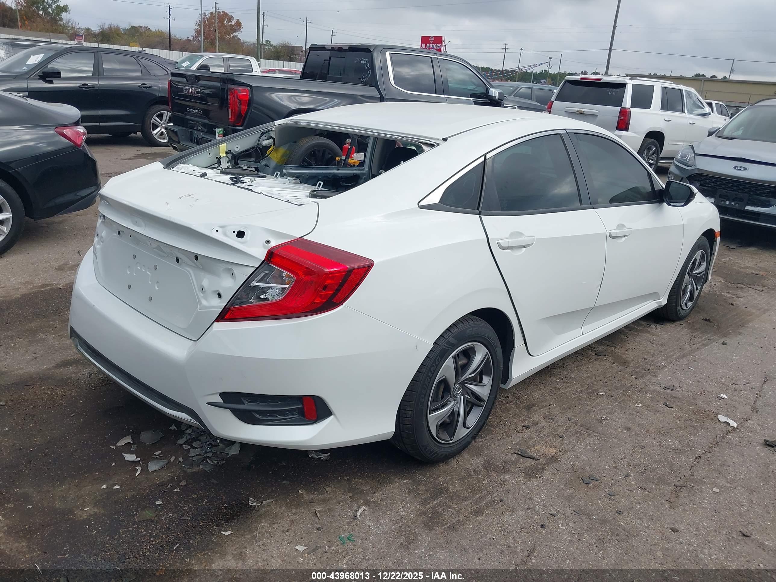 HONDA CIVIC image 4