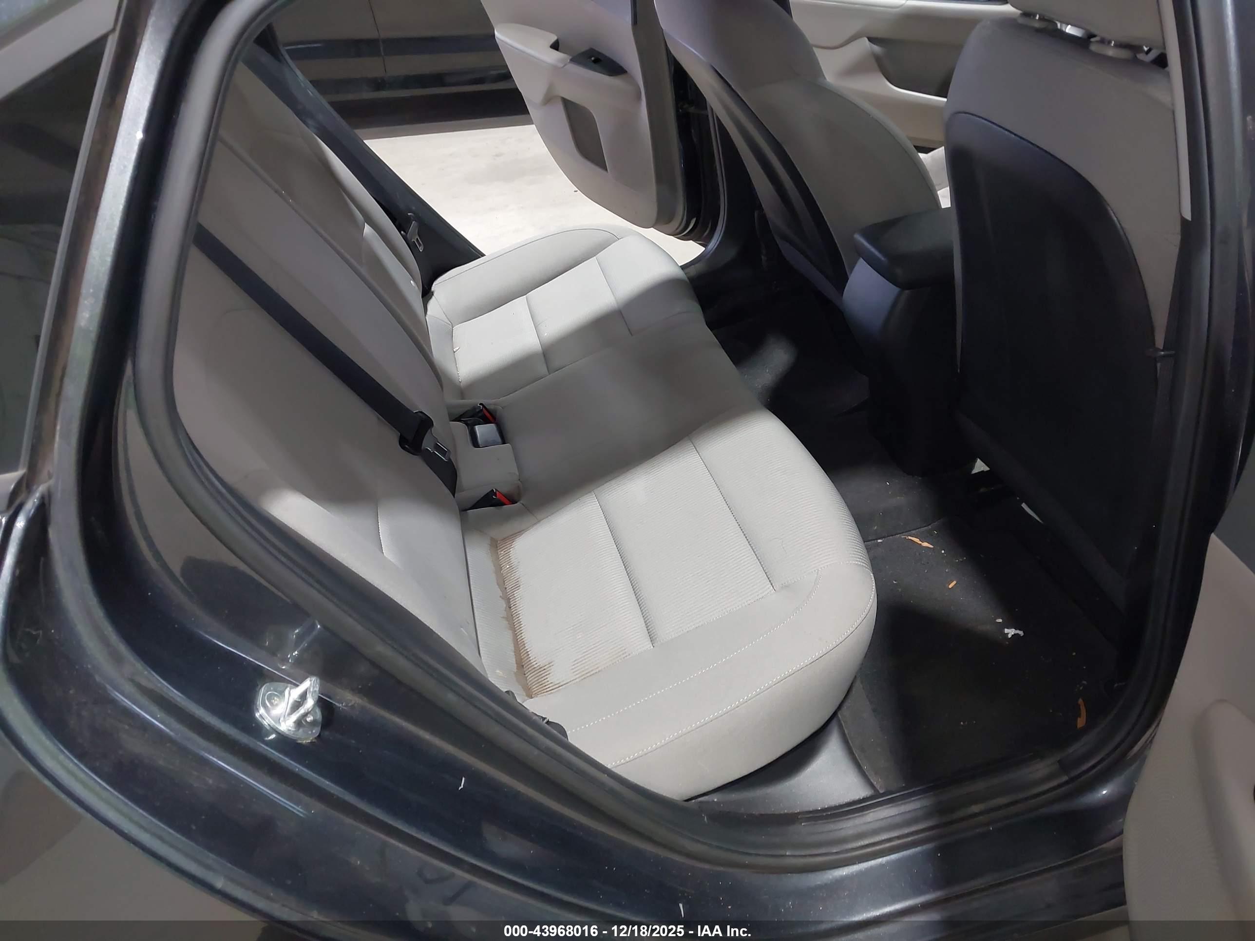 KIA FORTE image 8