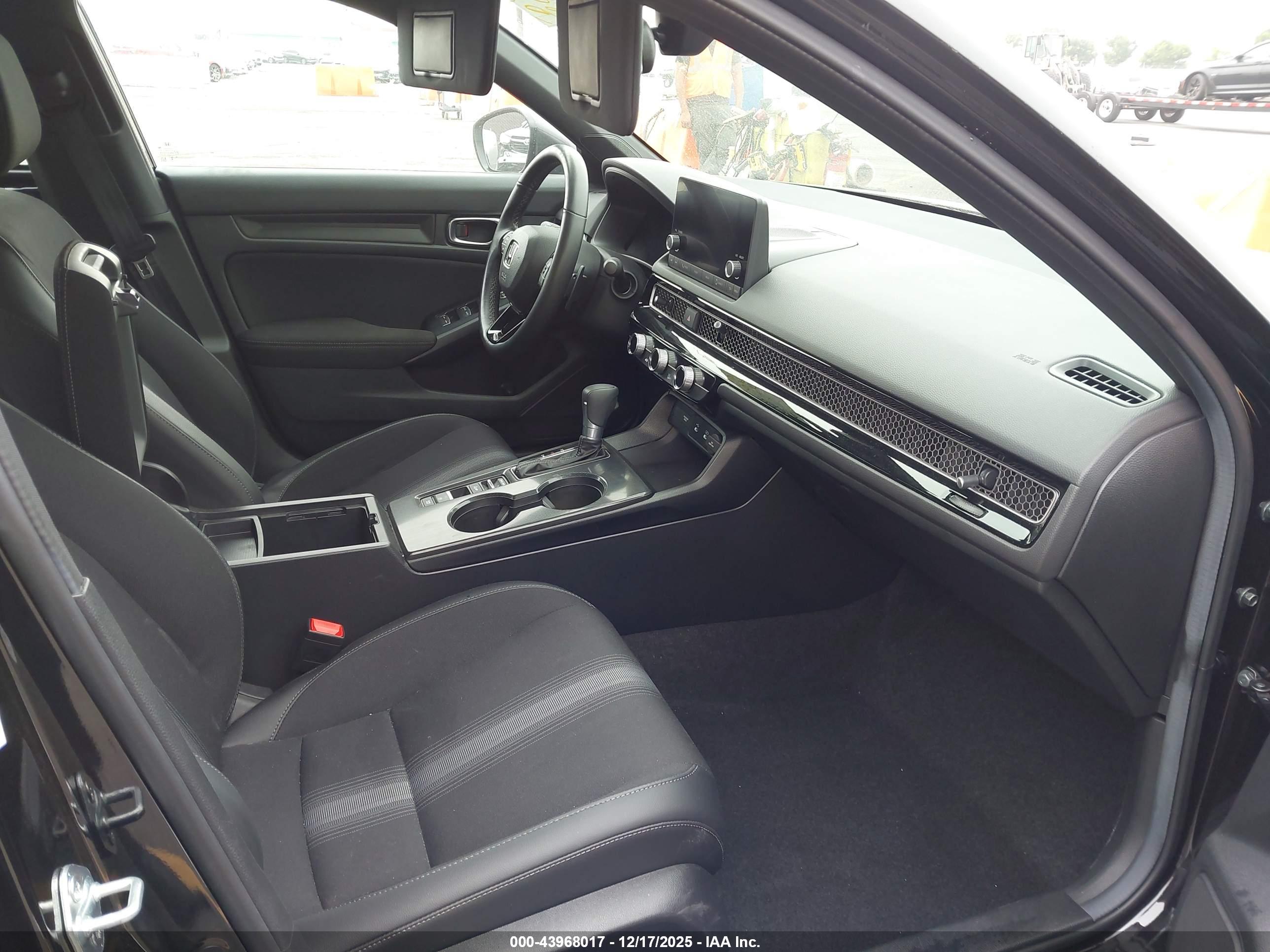 HONDA CIVIC image 5