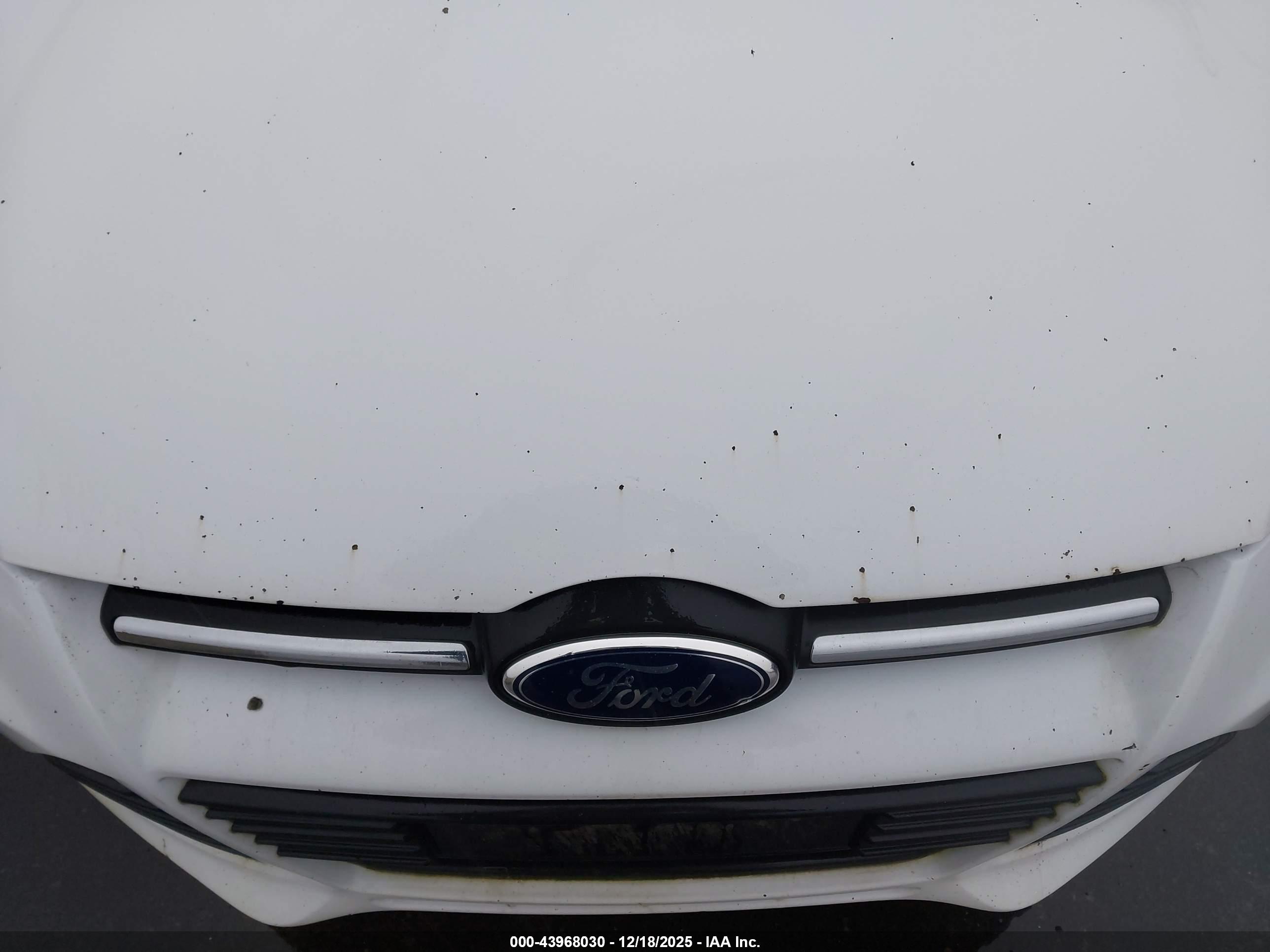 FORD FOCUS image 6