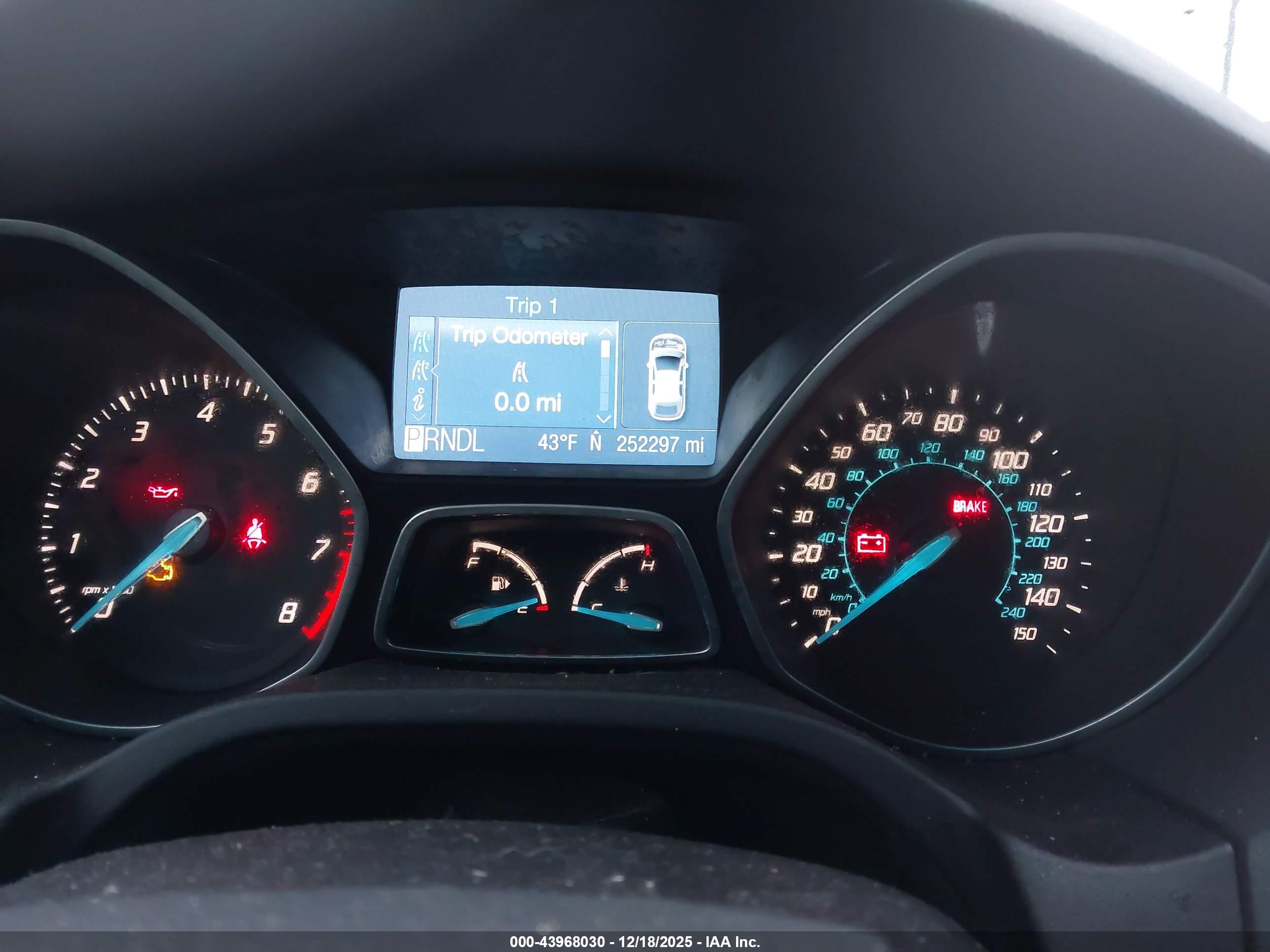FORD FOCUS image 7