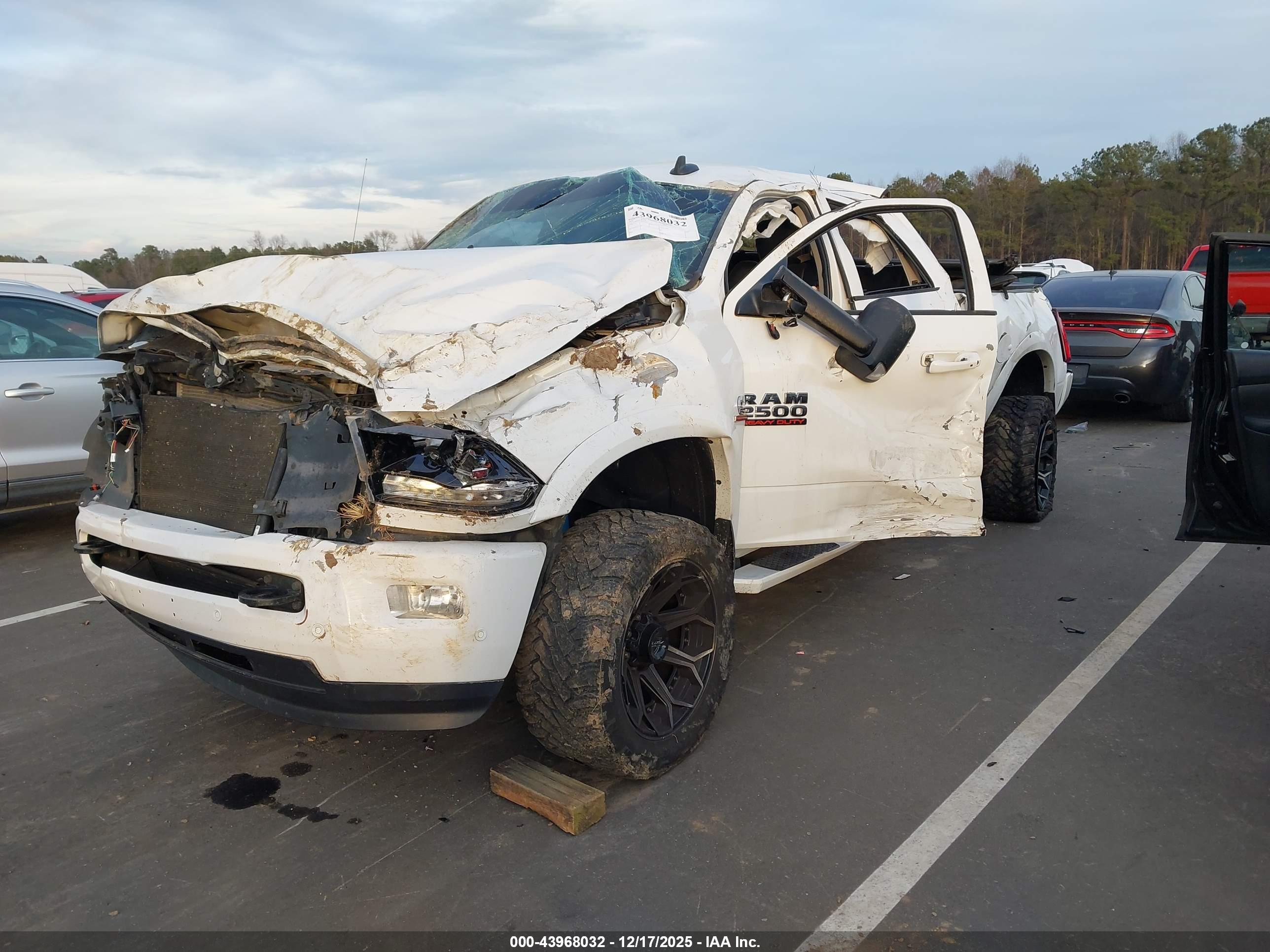 RAM 2500 image 2