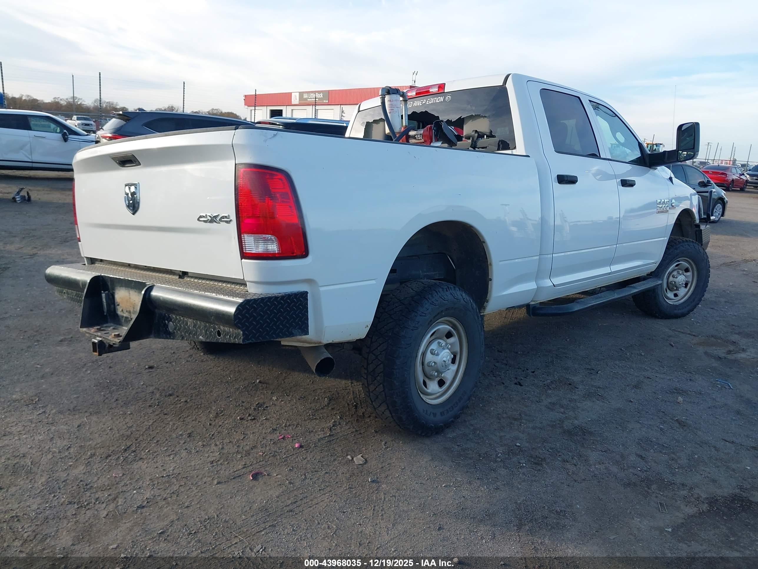 RAM 2500 image 4