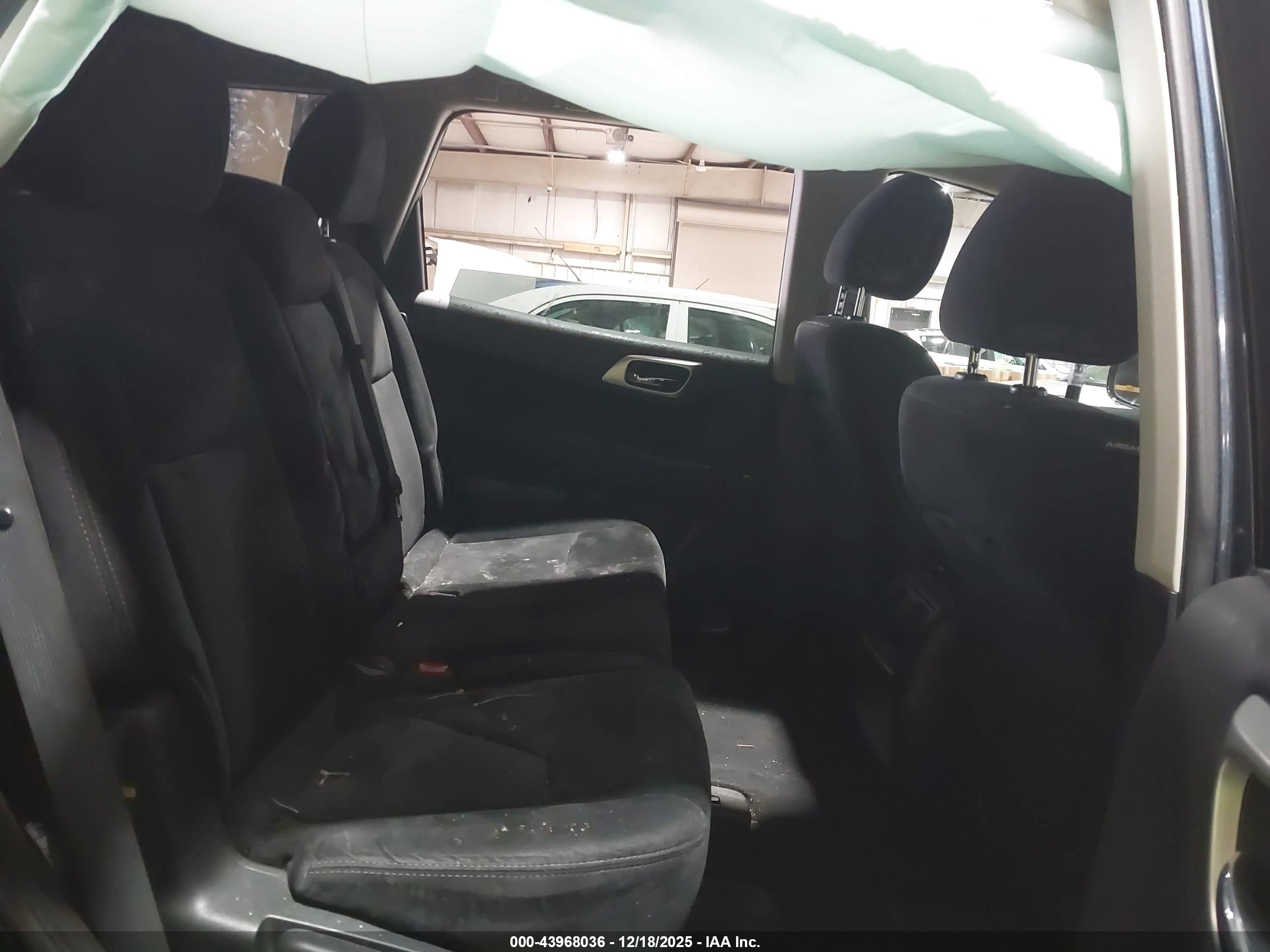 NISSAN PATHFINDER image 8