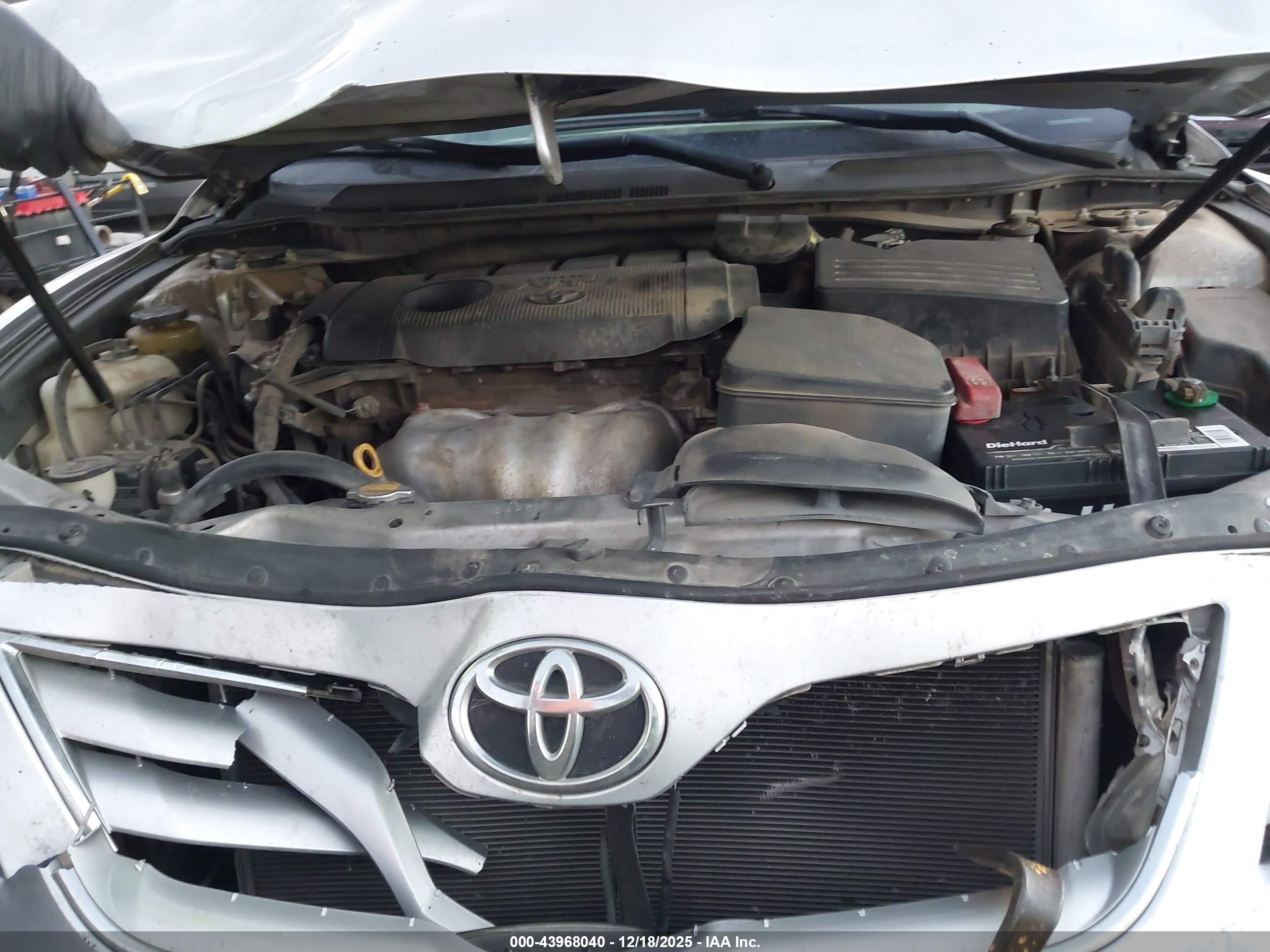 TOYOTA CAMRY image 10