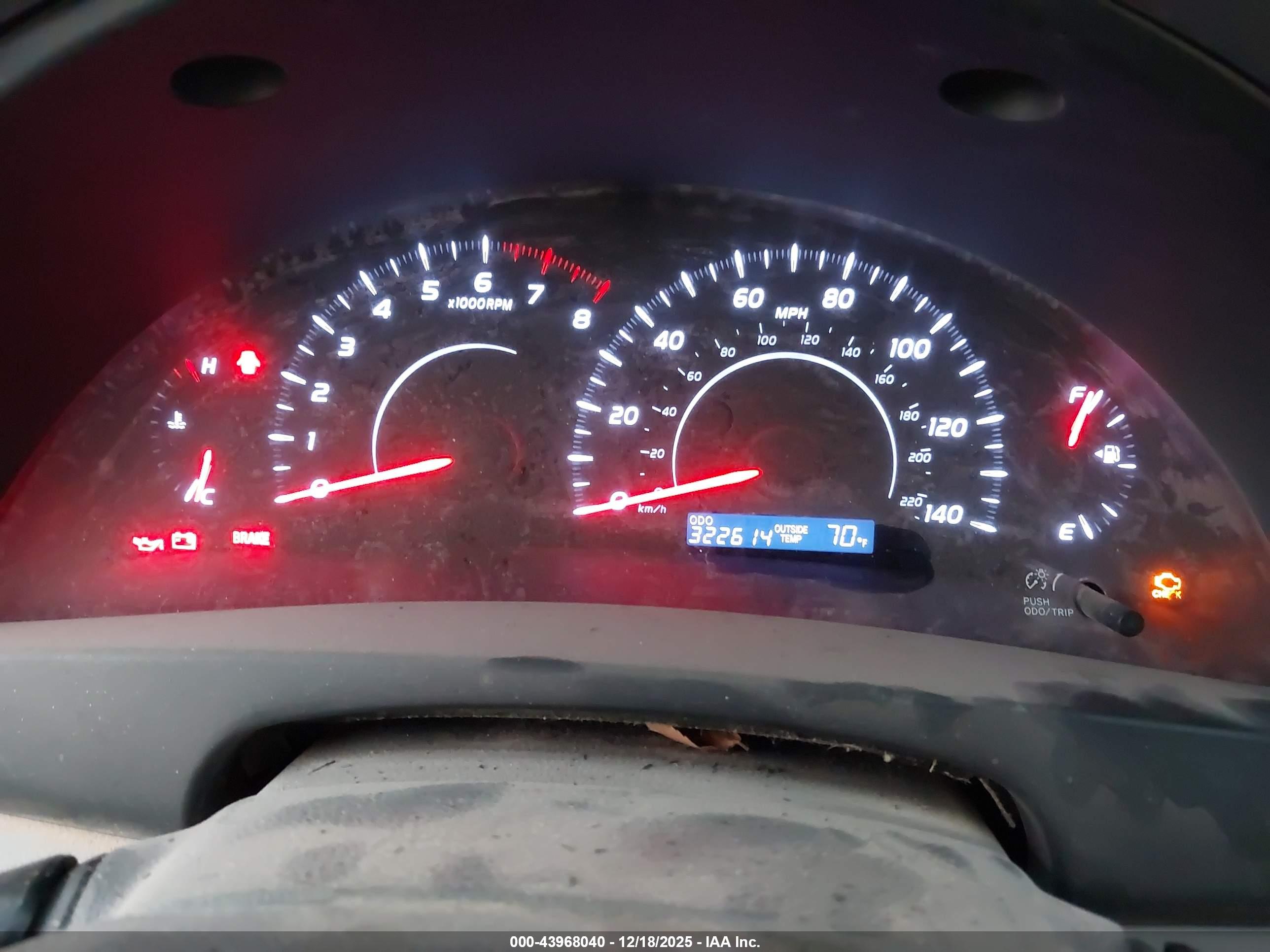 TOYOTA CAMRY image 7