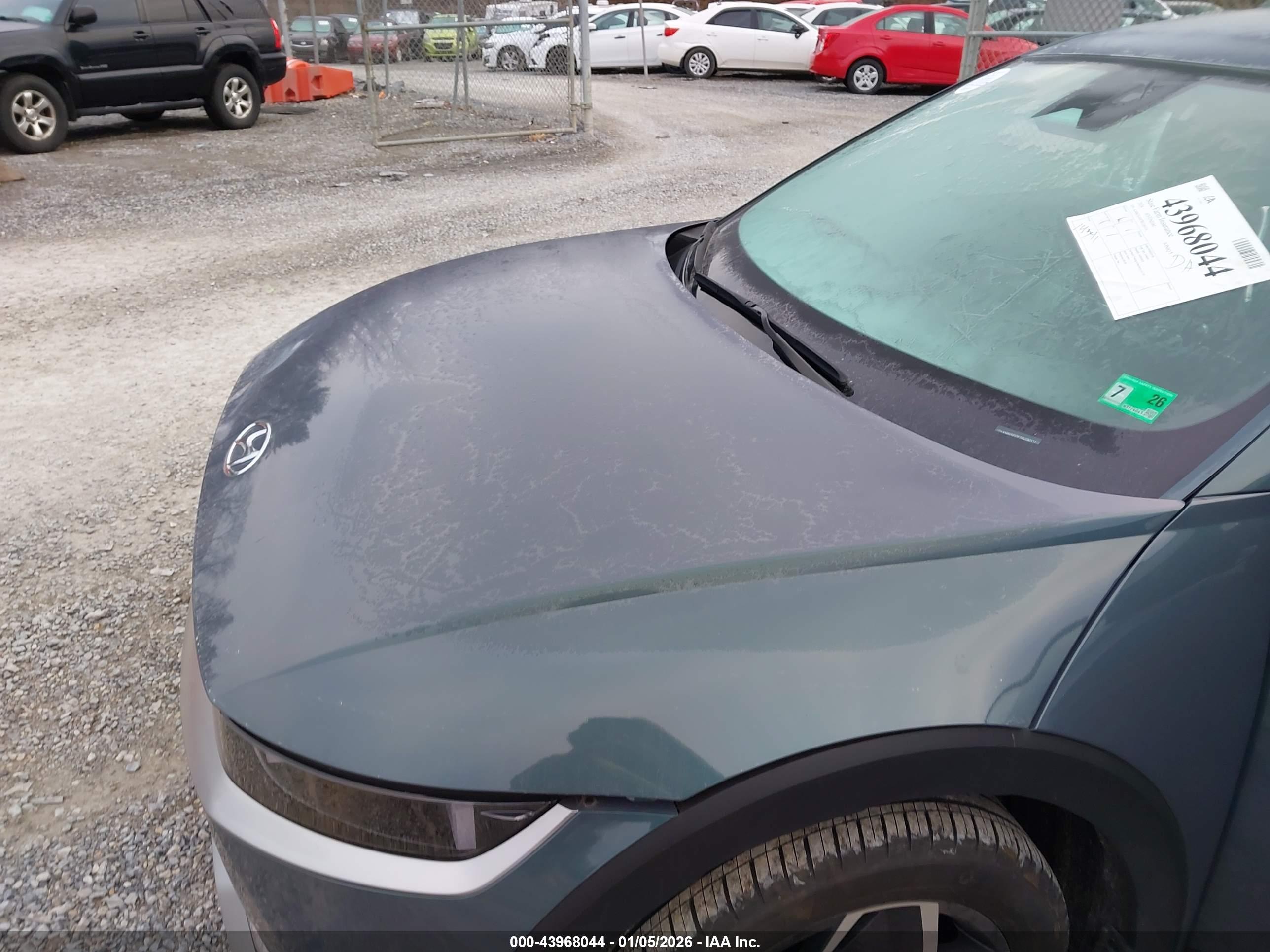HYUNDAI IONIQ image 10