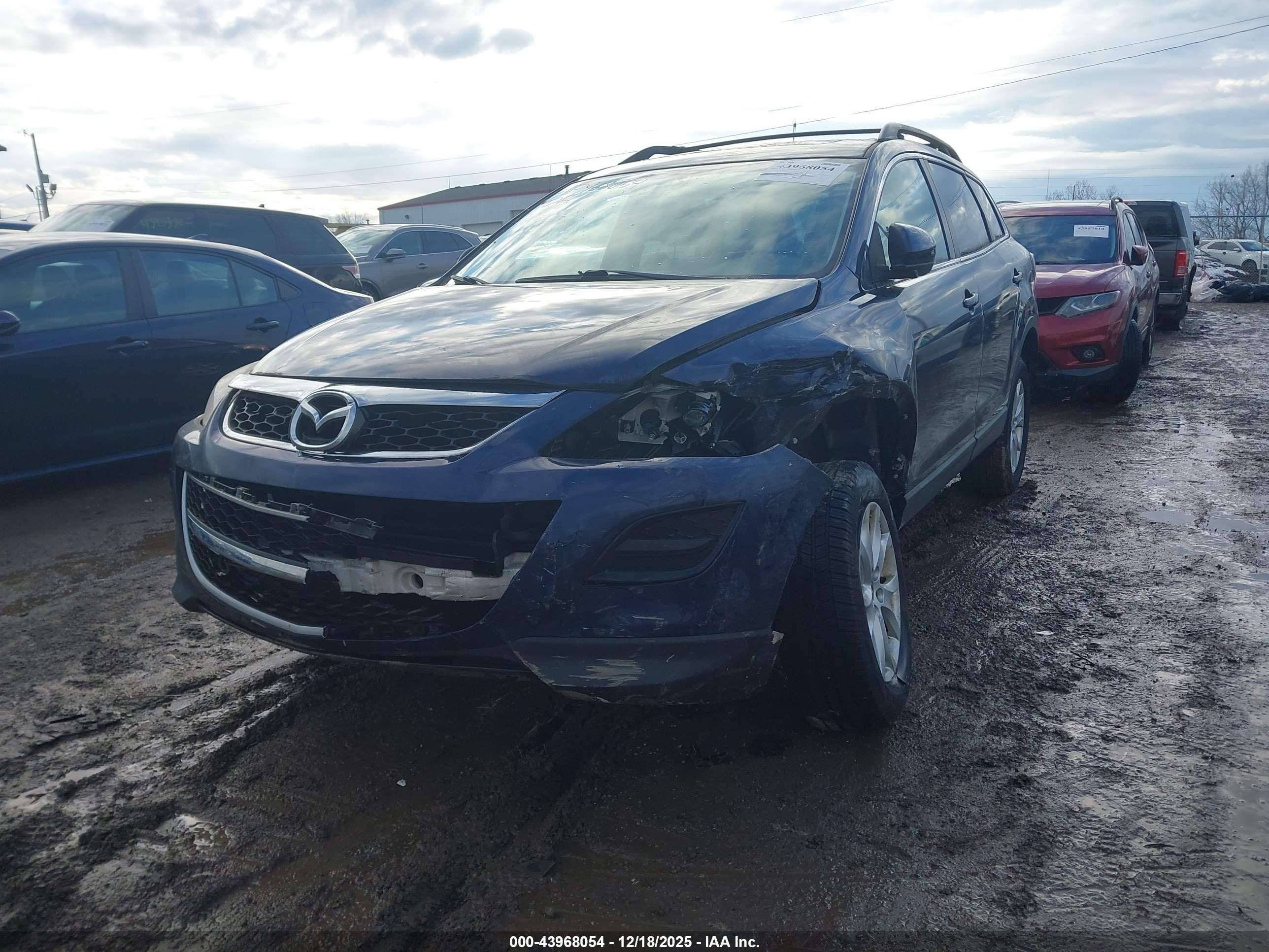 MAZDA CX-9 image 2