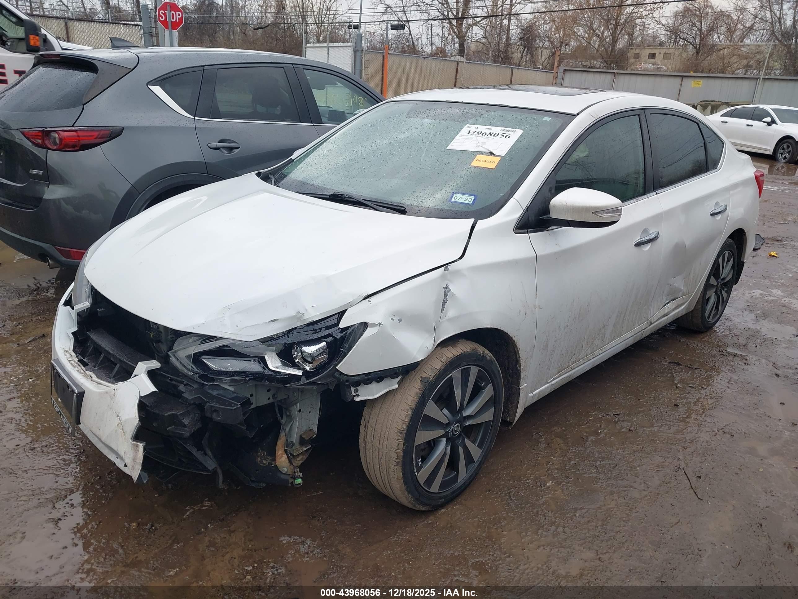 NISSAN SENTRA image 2