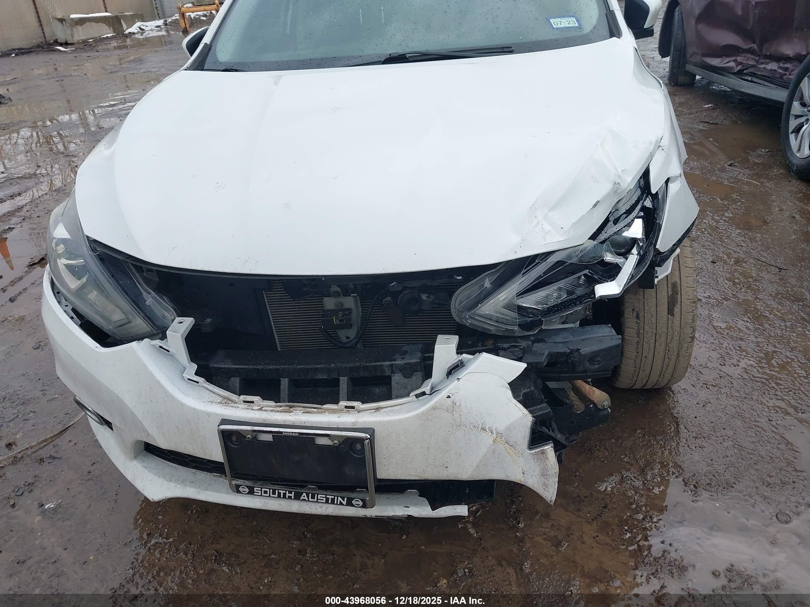 NISSAN SENTRA image 6