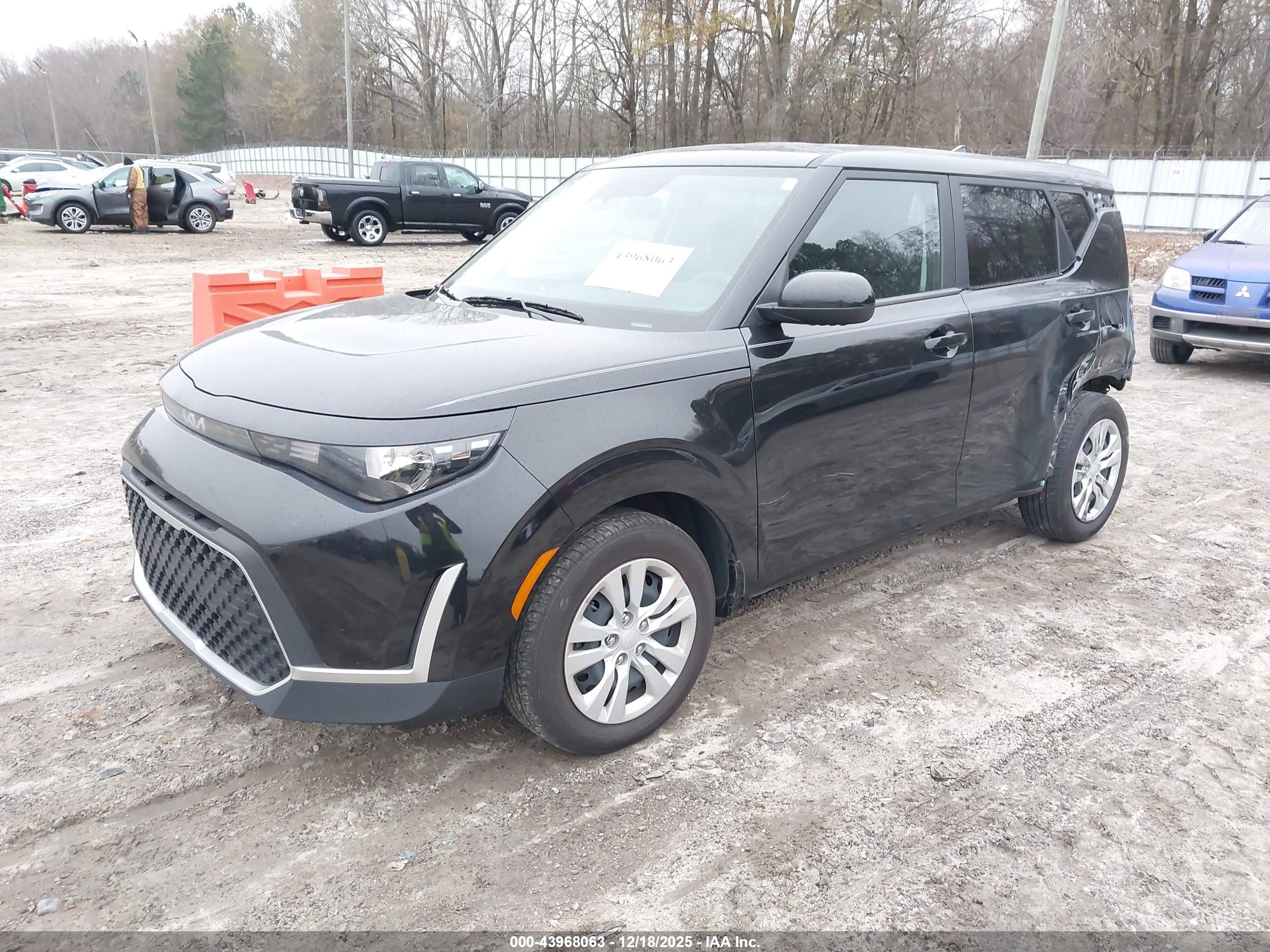 KIA SOUL image 2