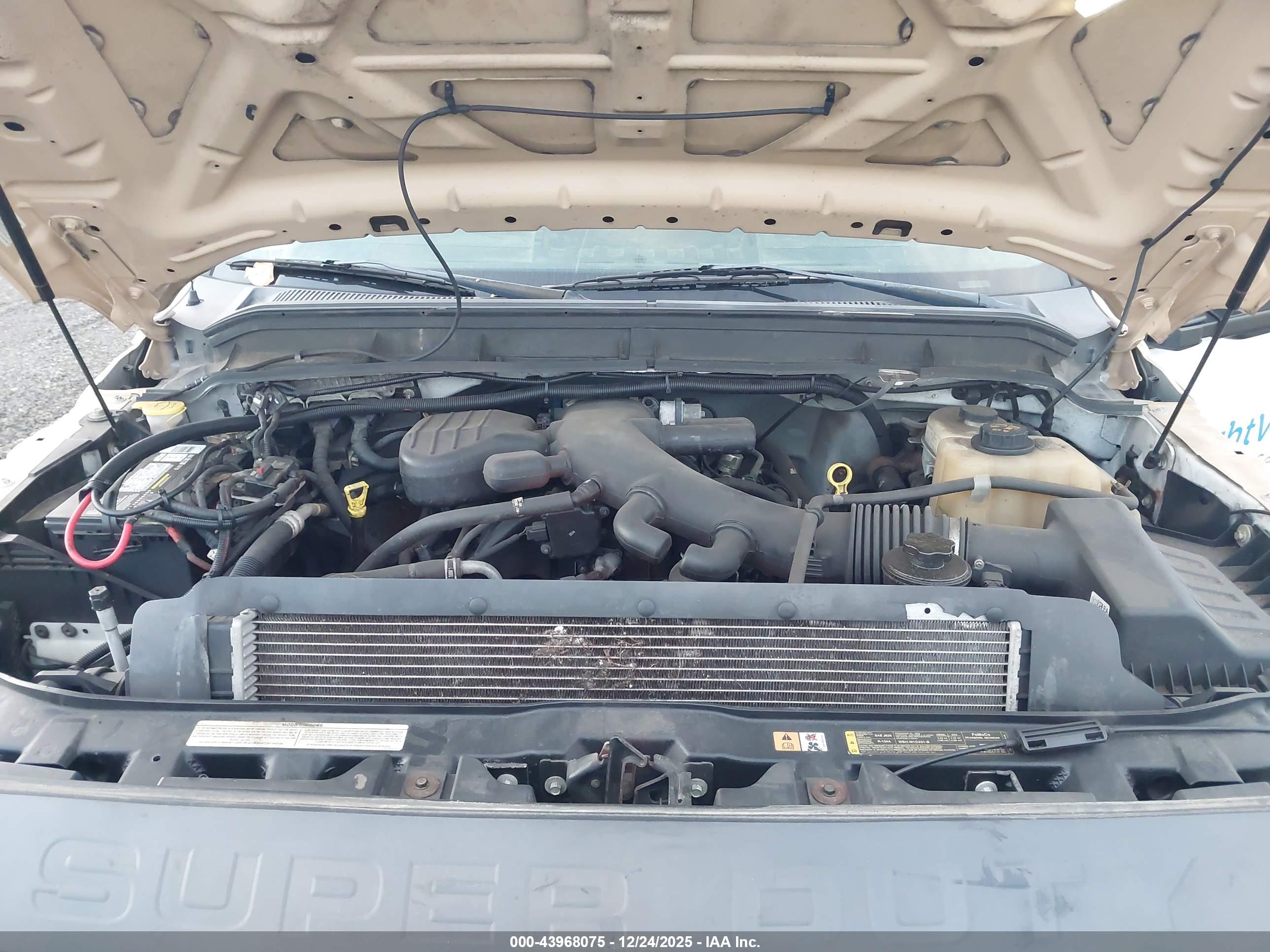 FORD F-450 image 10
