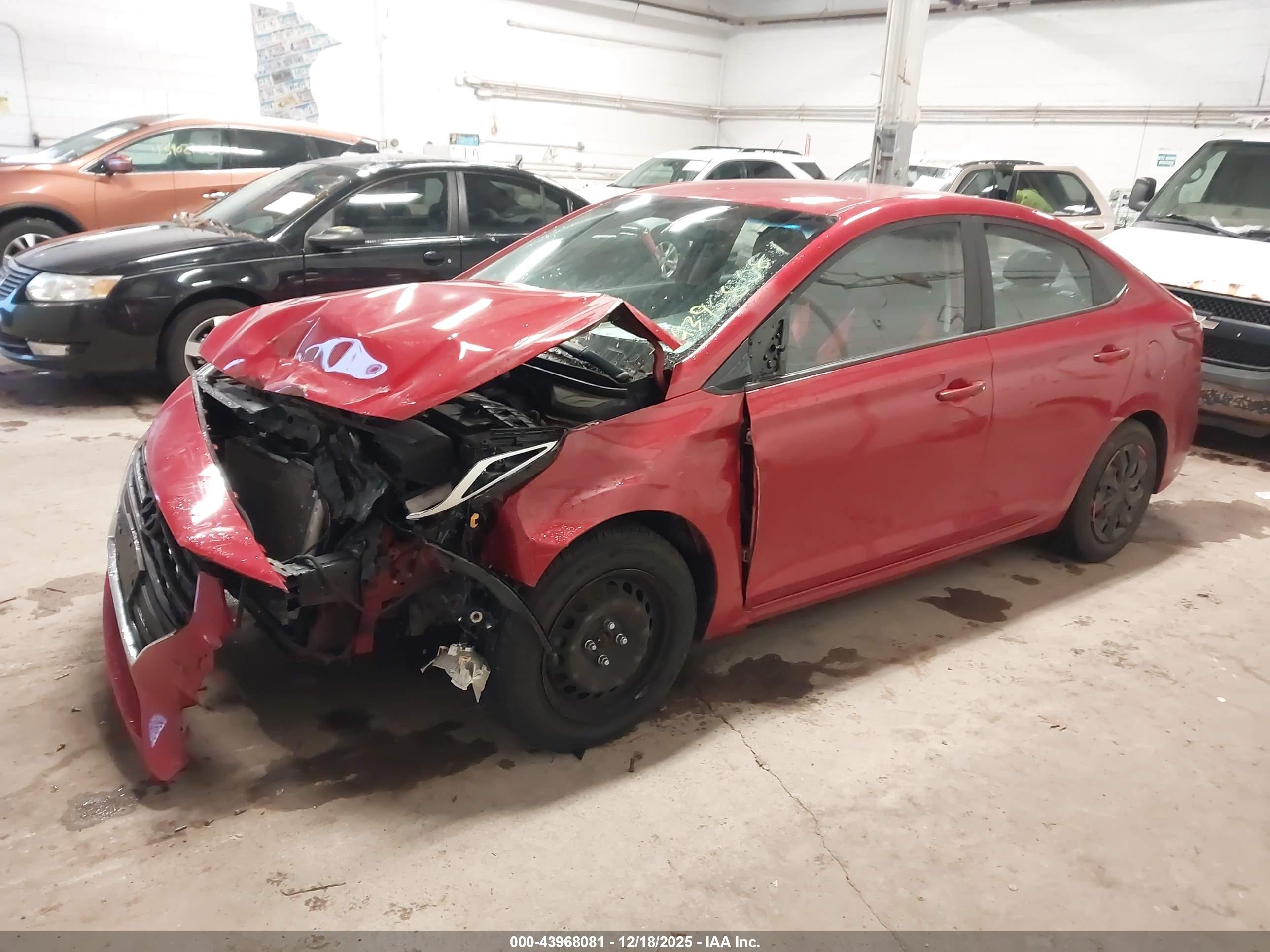 HYUNDAI ACCENT image 2
