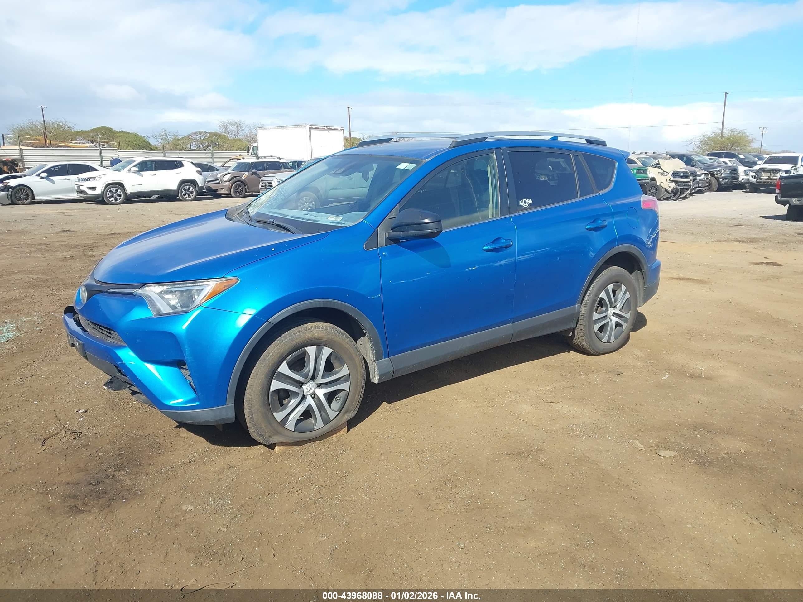 TOYOTA RAV4 image 2