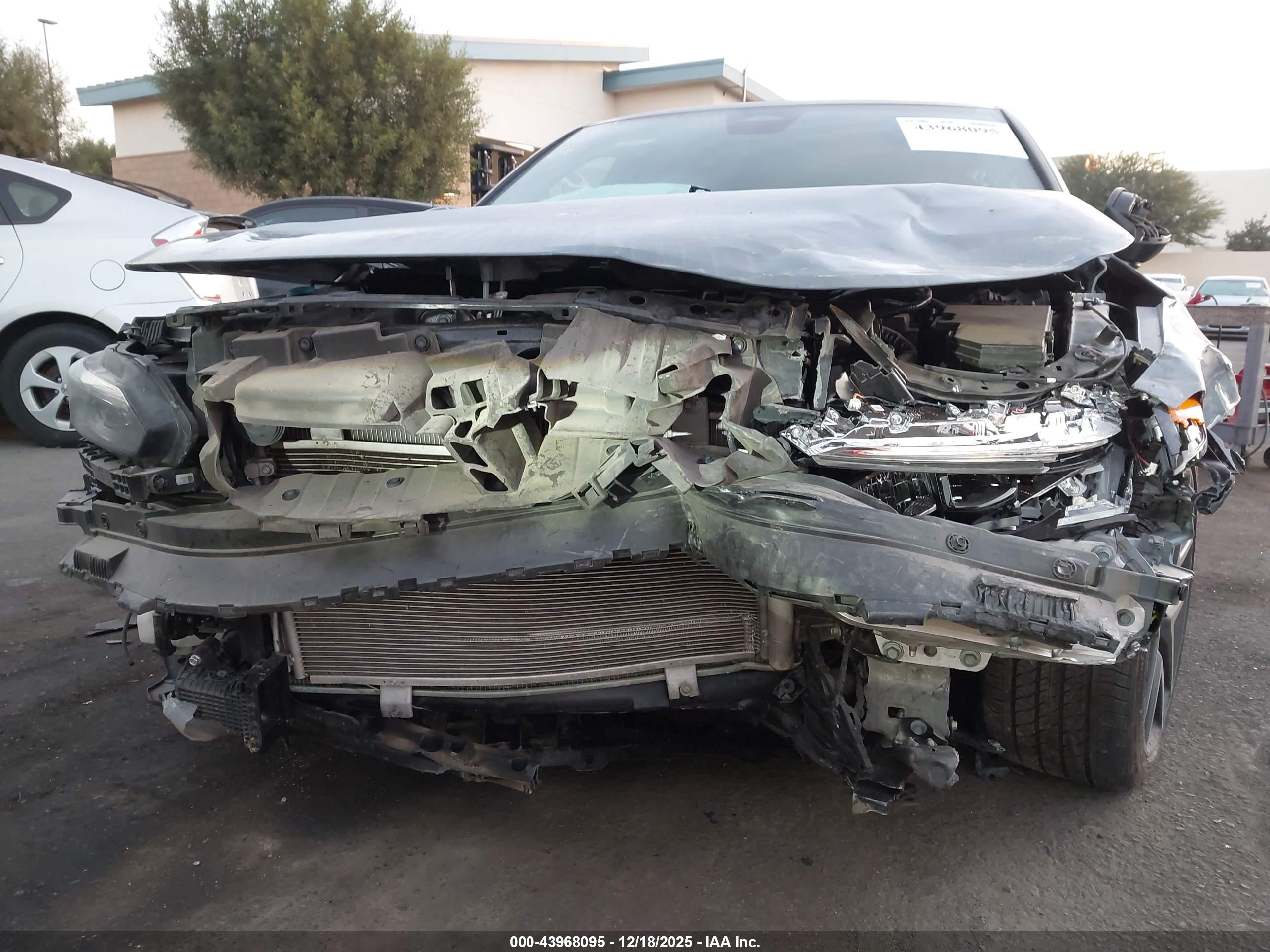HONDA CIVIC image 6