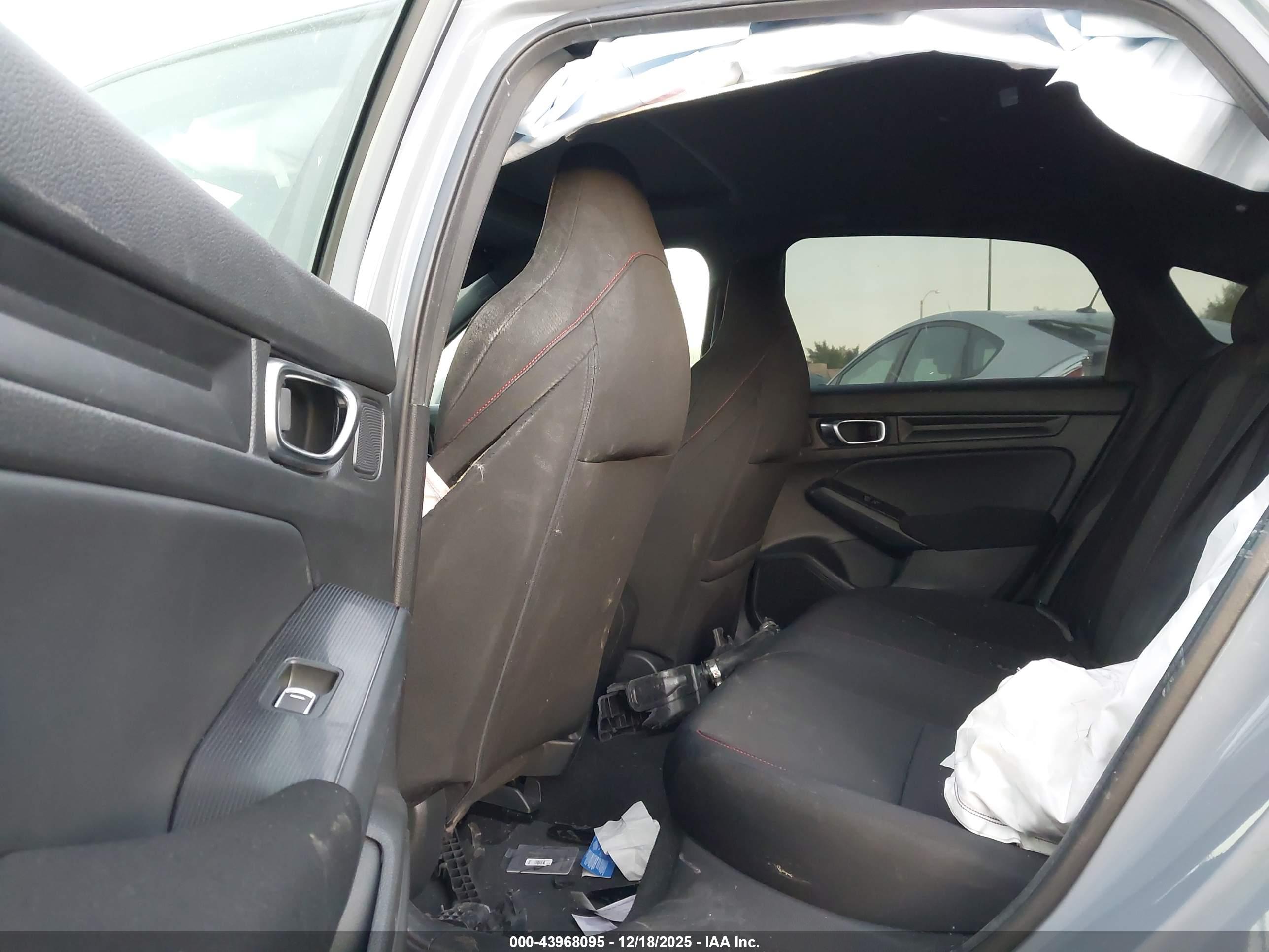 HONDA CIVIC image 8