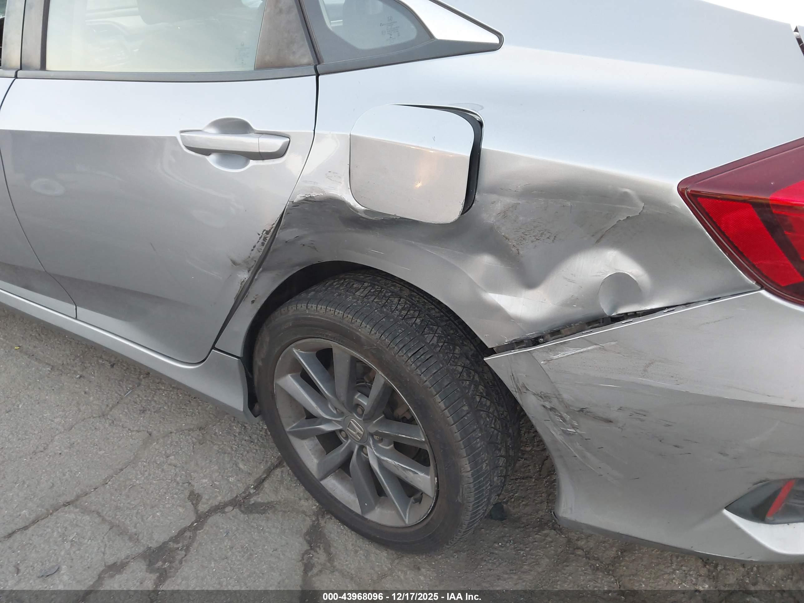 HONDA CIVIC image 6