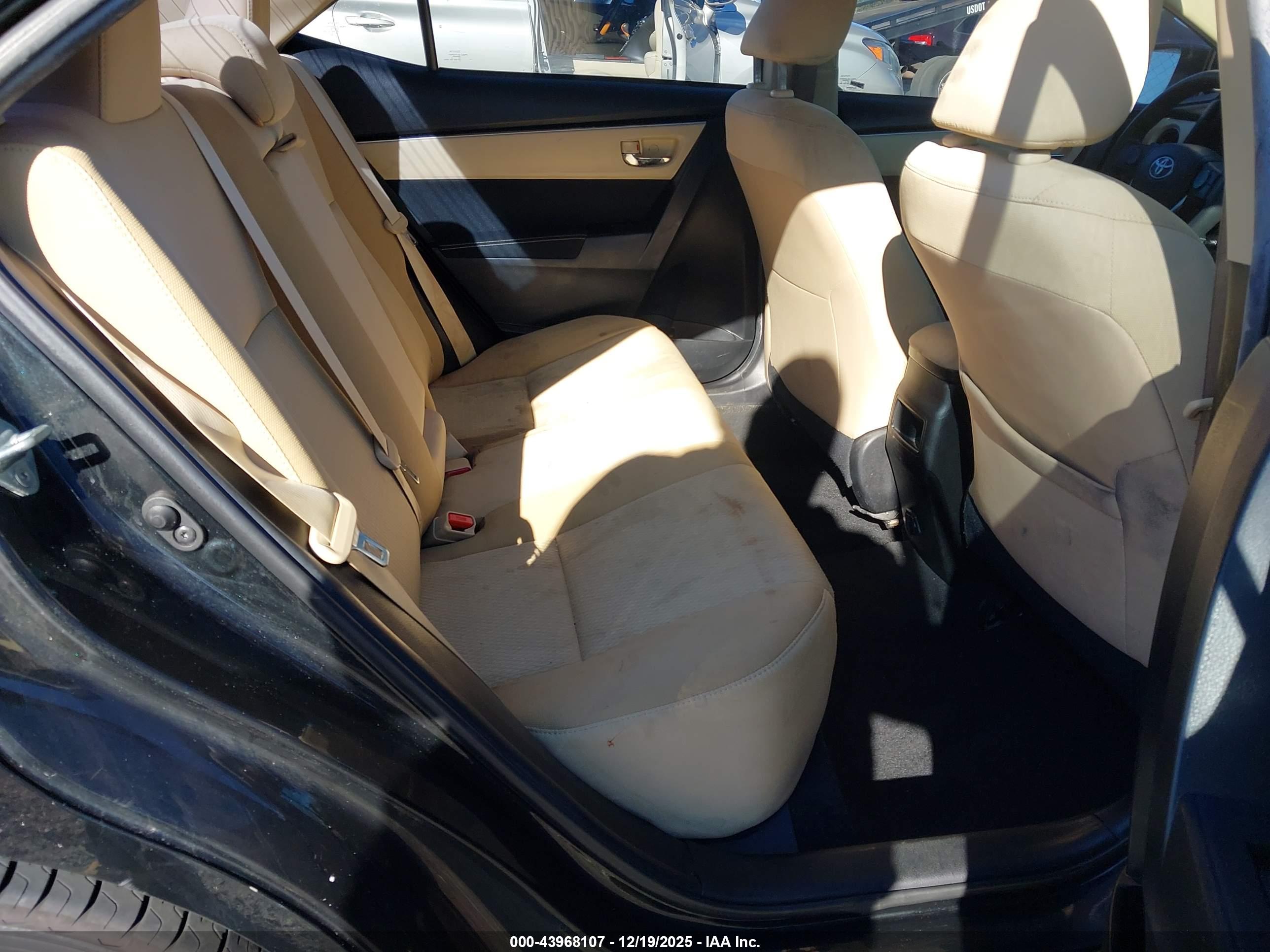 TOYOTA COROLLA image 8