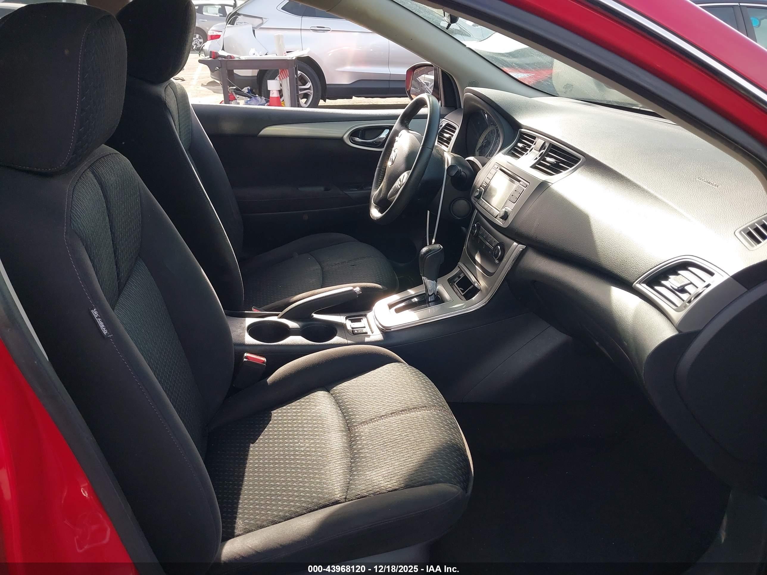 NISSAN SENTRA image 5