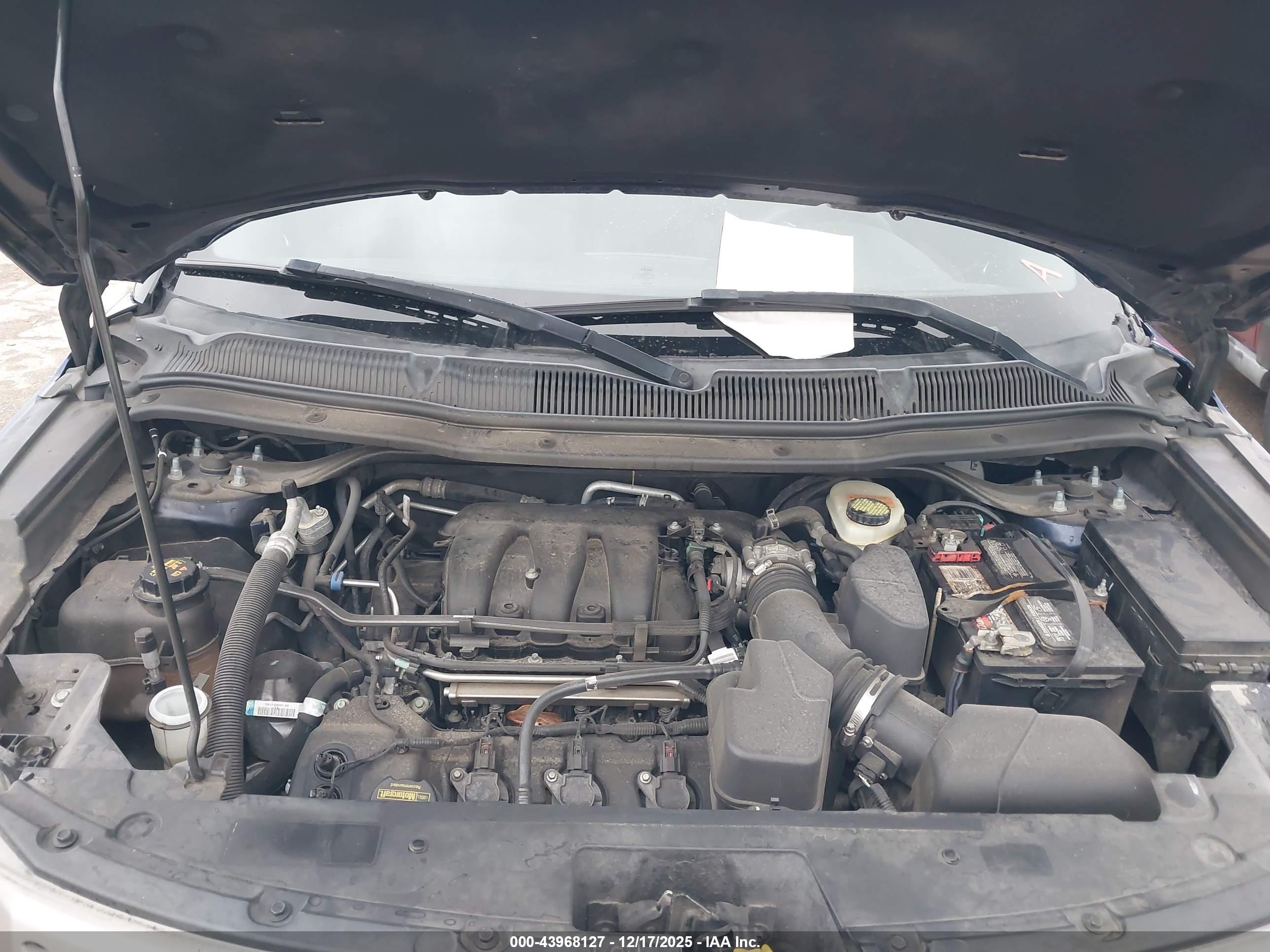 FORD EXPLORER image 10