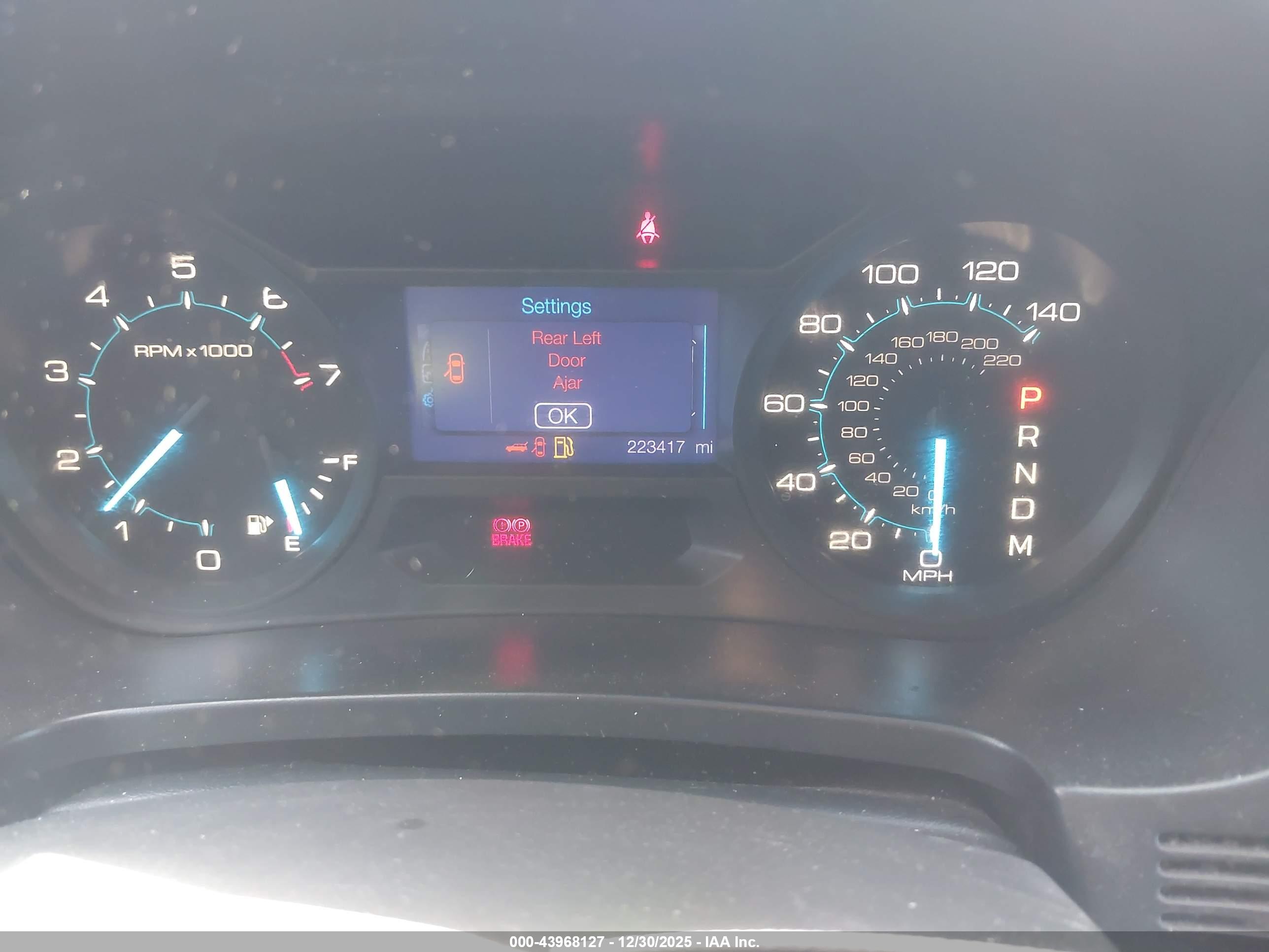 FORD EXPLORER image 7