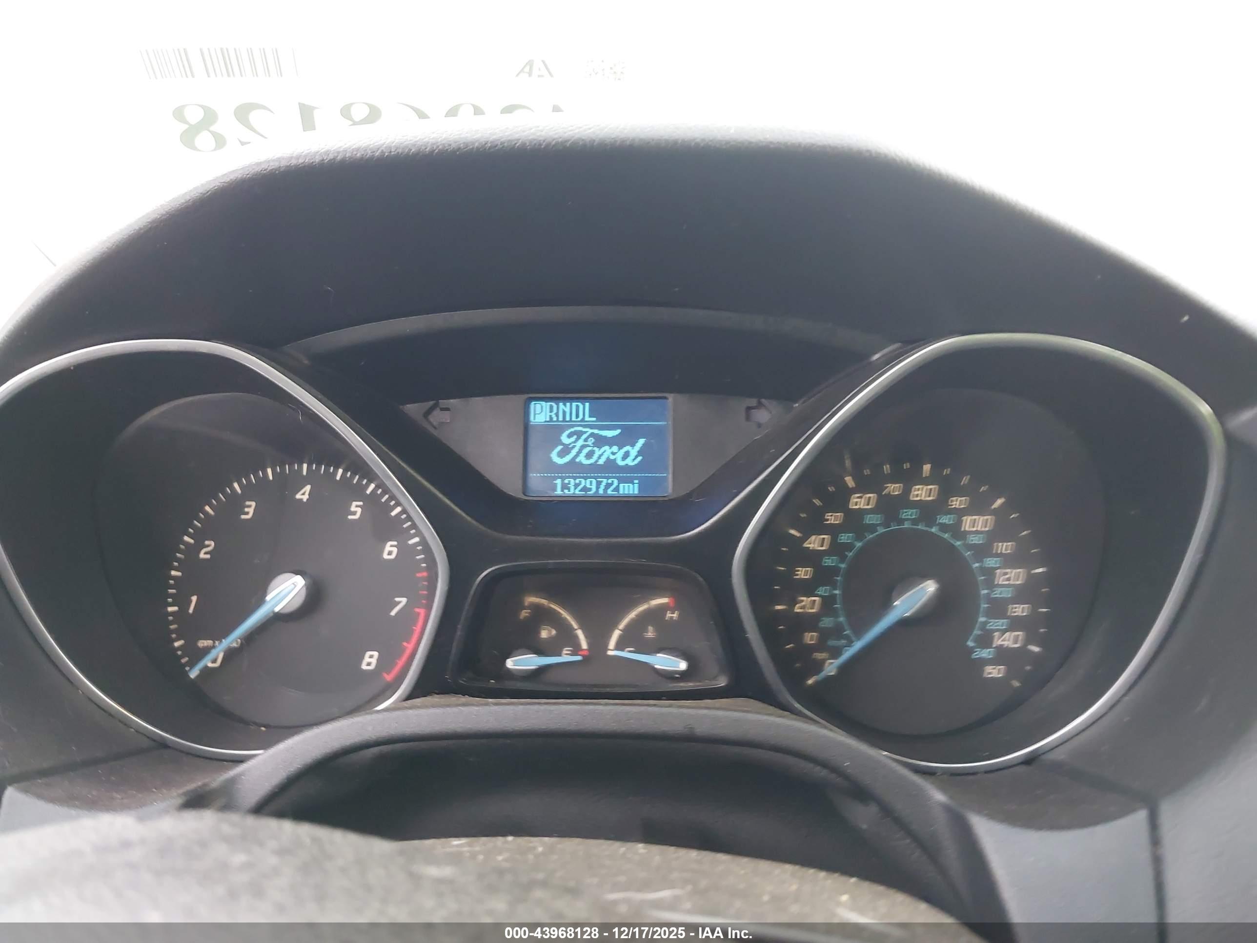 FORD FOCUS image 7