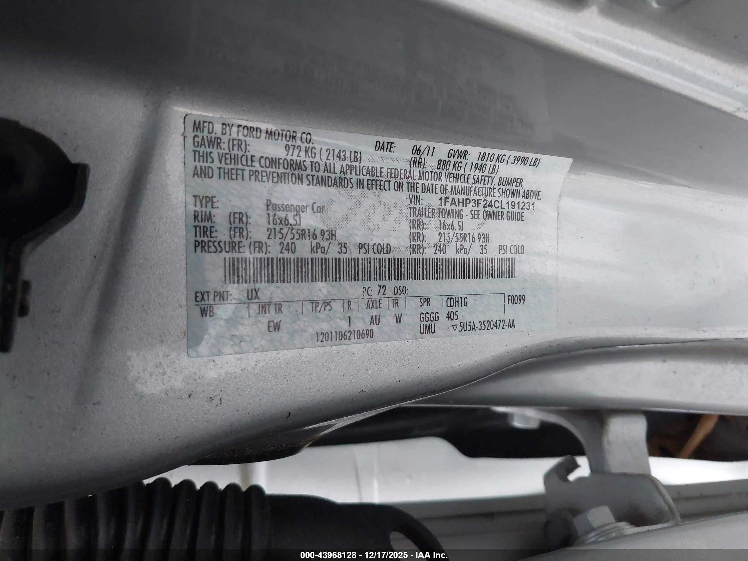 FORD FOCUS image 9
