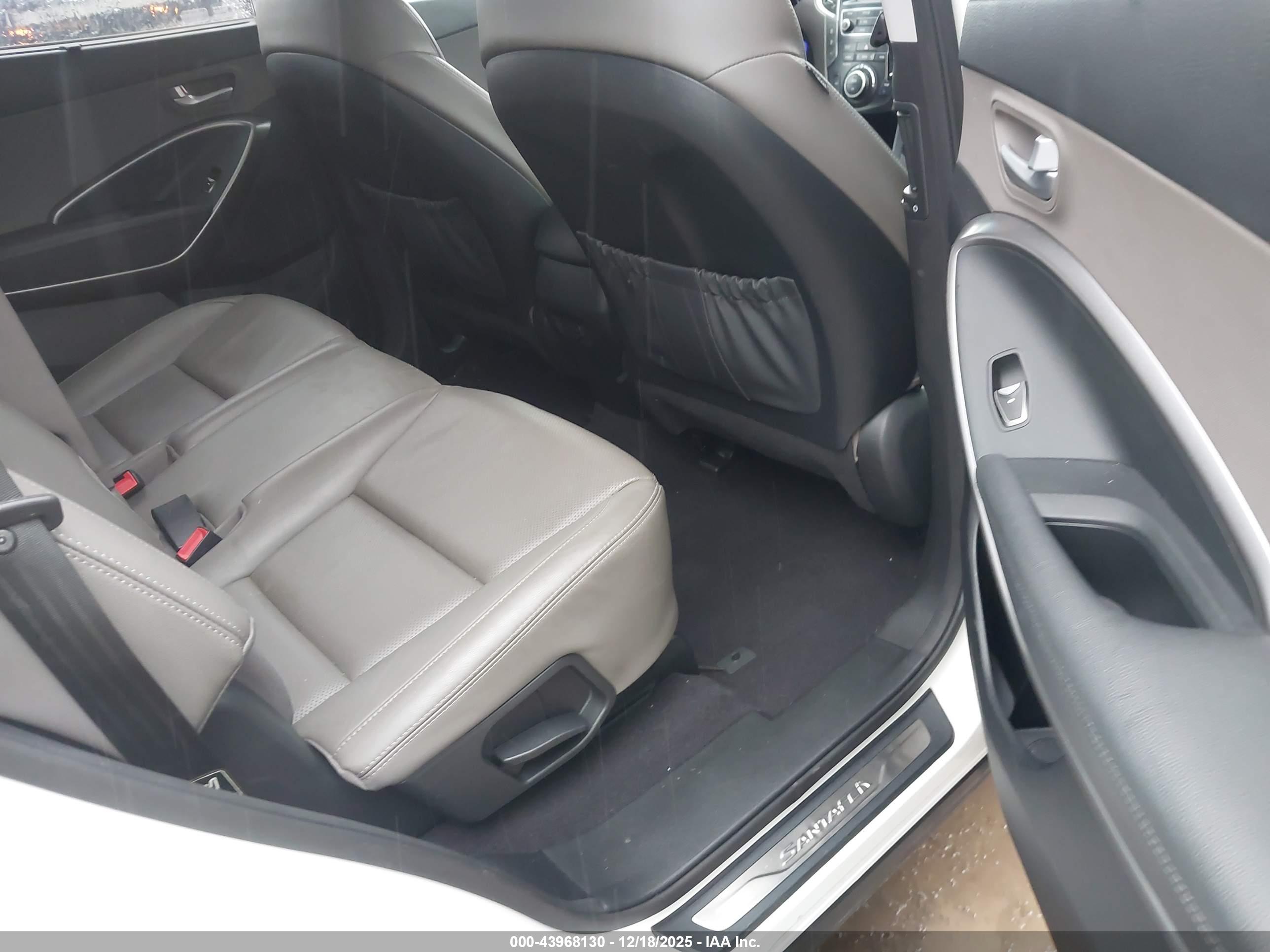 HYUNDAI SANTA image 8